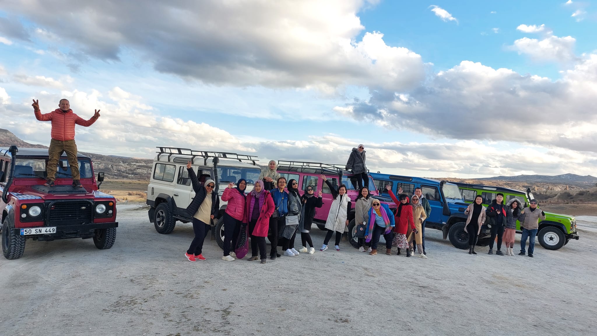 Cappadocia Off-Road Jeep Safari with Champagne Toast