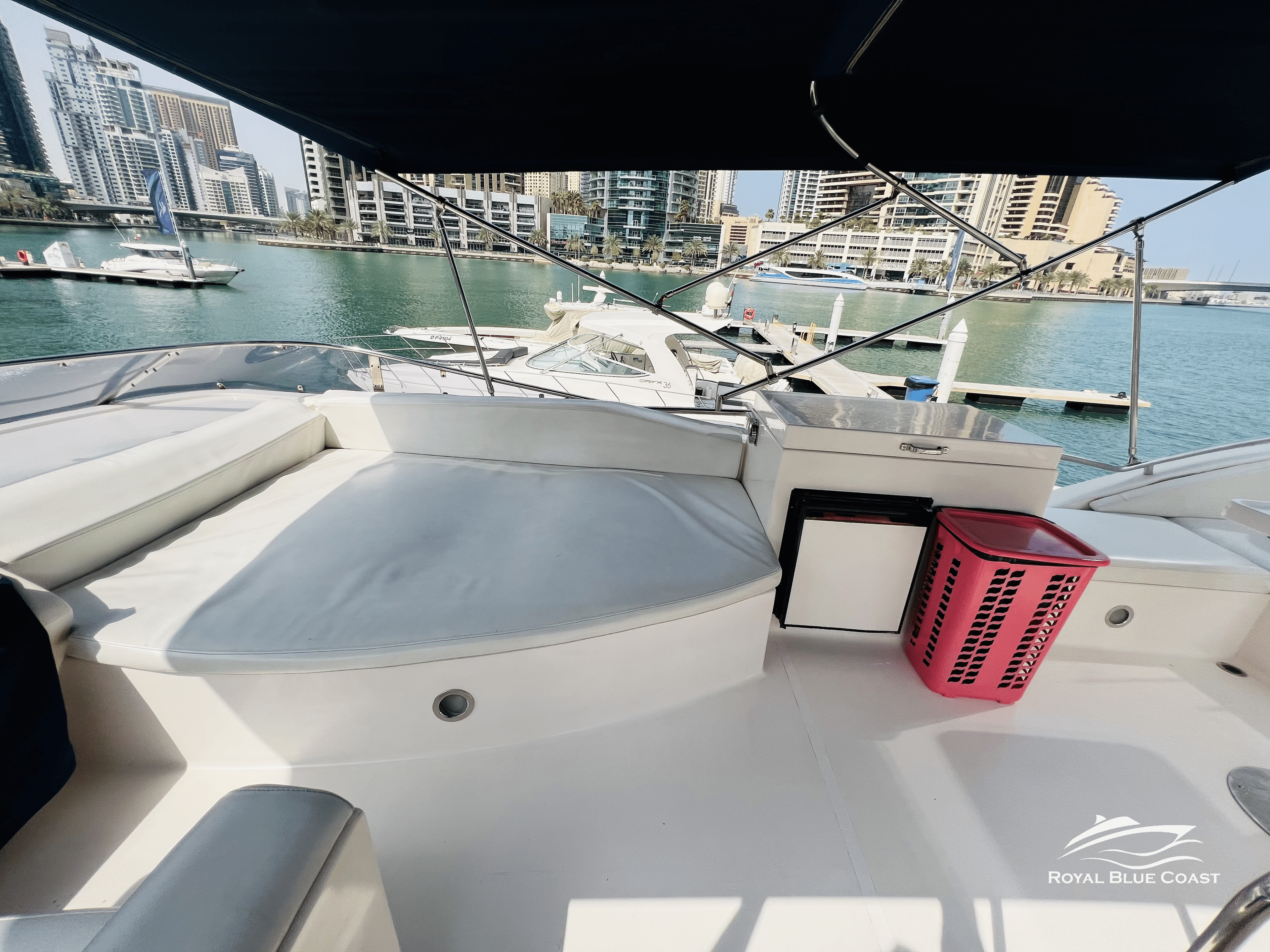Dubai Luxury Yacht Cruise: Palm Jumeirah & Burj Al Arab