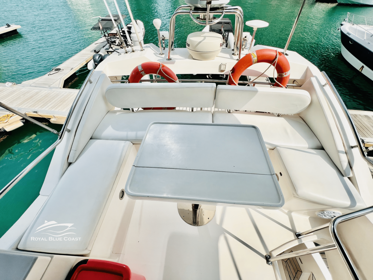 Dubai Luxury Yacht Cruise: Palm Jumeirah & Burj Al Arab