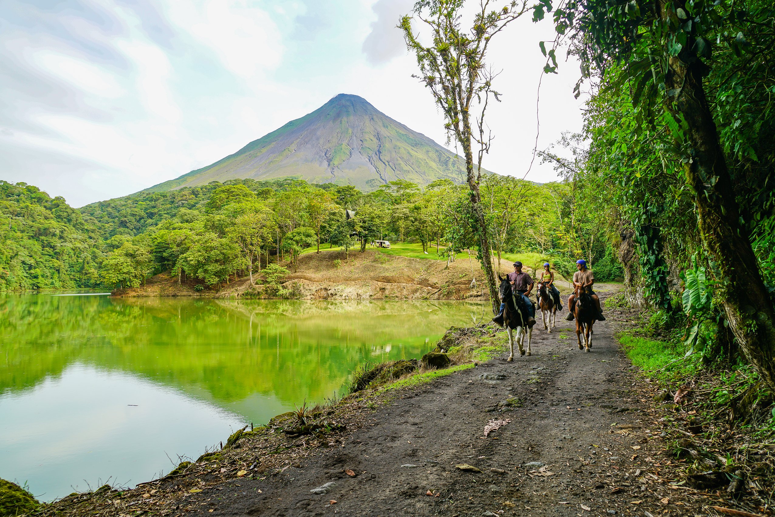 La Fortuna Arenal Volcano Horseback Riding Tour