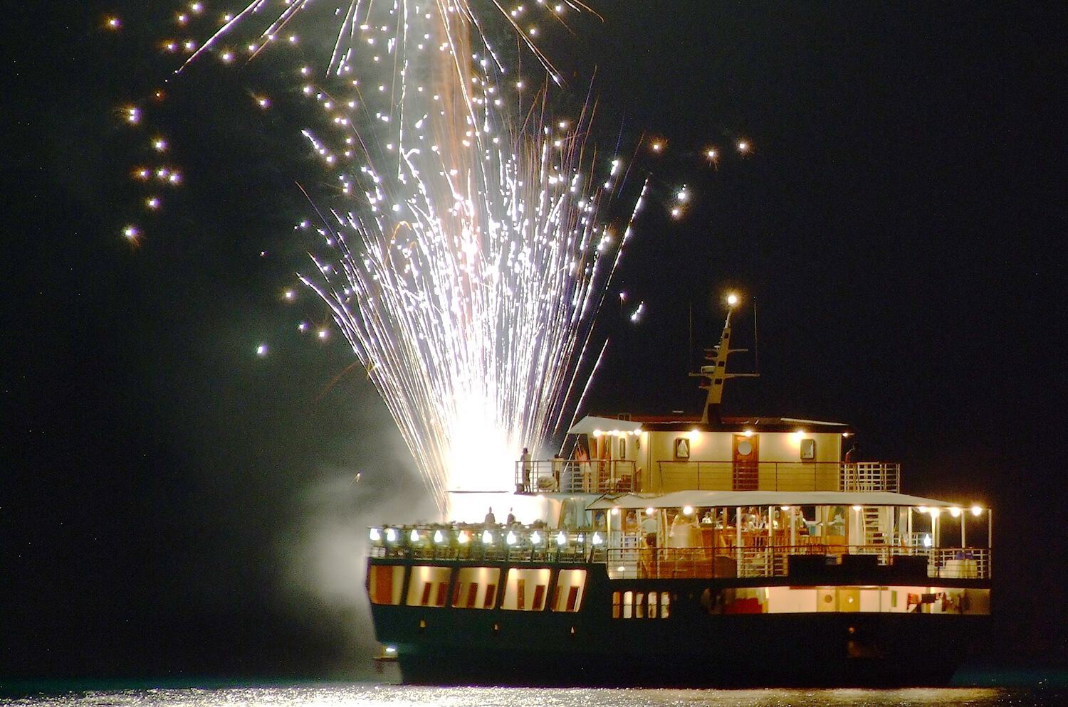 Wave Dancer Fireworks Cruise with Buffet & Live Entertainment