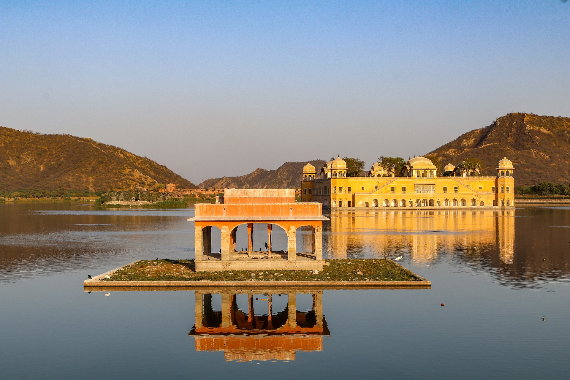 Jaipur Day Trip from Delhi – Train or Private Car