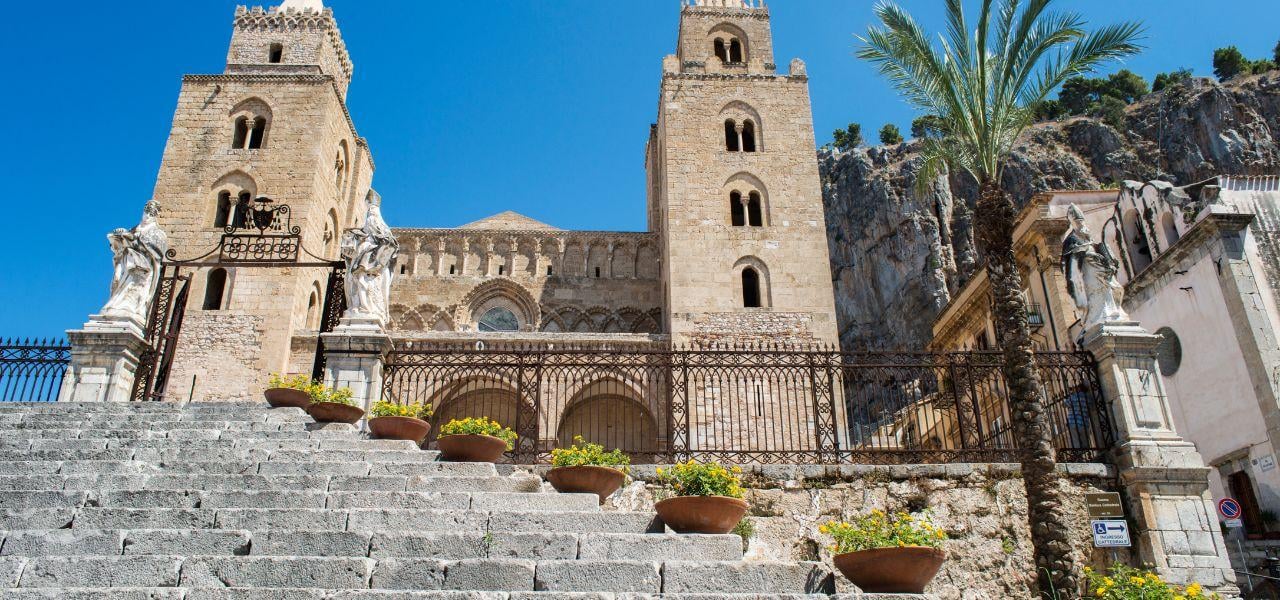 Taormina to Palermo Private Transfer via Cefalù