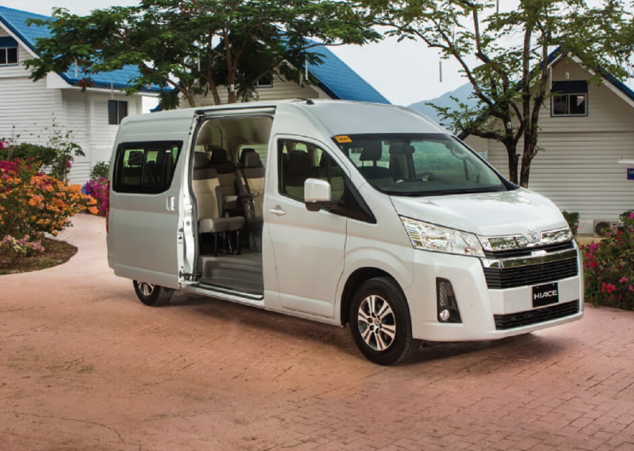 One-Way Shared Van Transfer: Puerto Princesa and El Nido