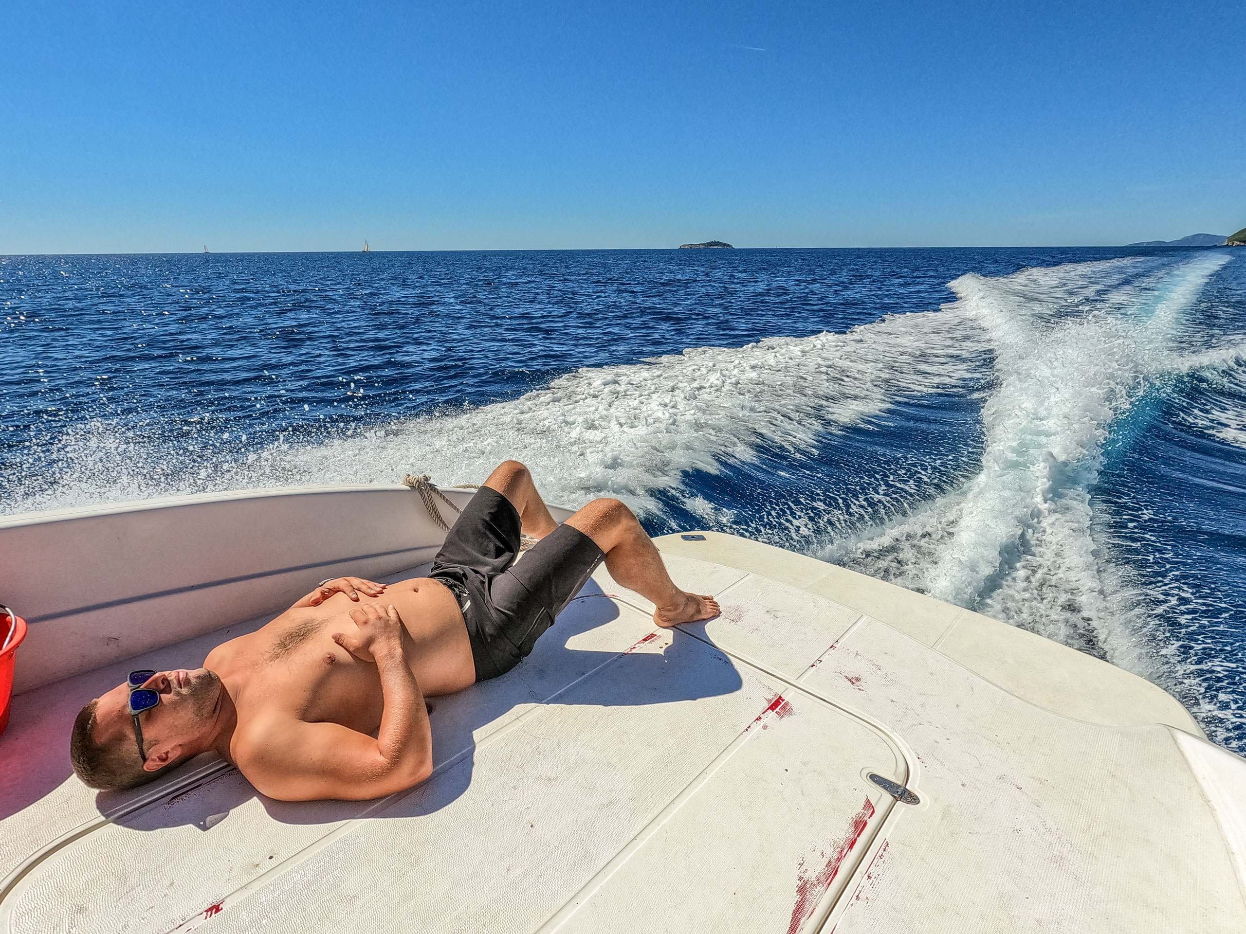 Blue Cave & Šunj Beach Speedboat Adventure from Dubrovnik