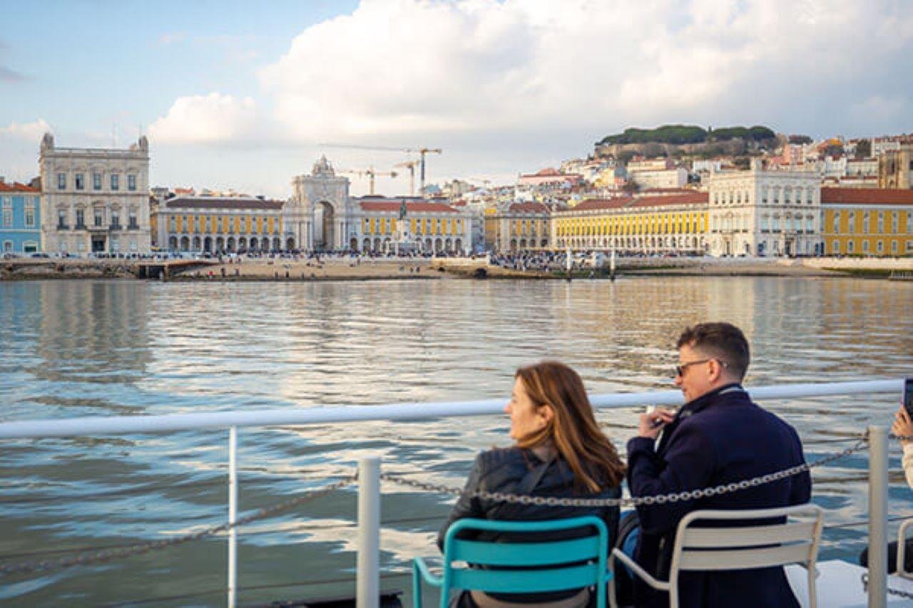 Lisbon Oceanarium Entry & Tagus River Cruise