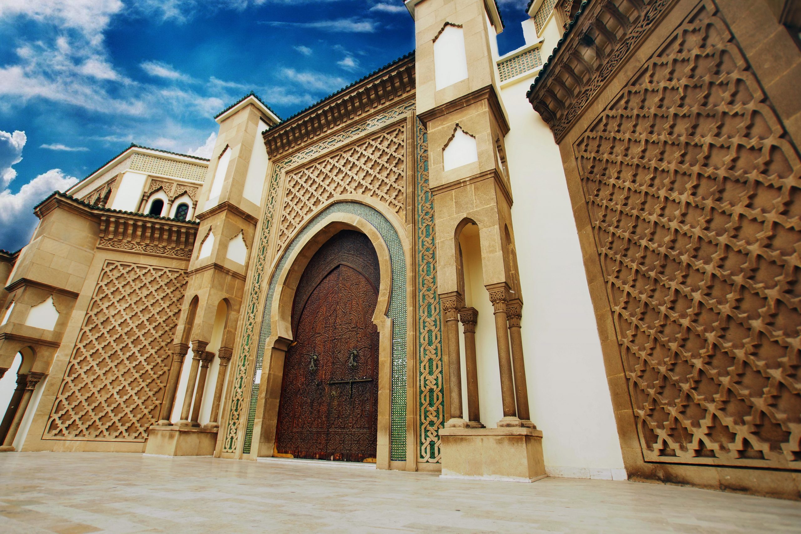 Agadir: Cable Car Experience and Guided City Discovery