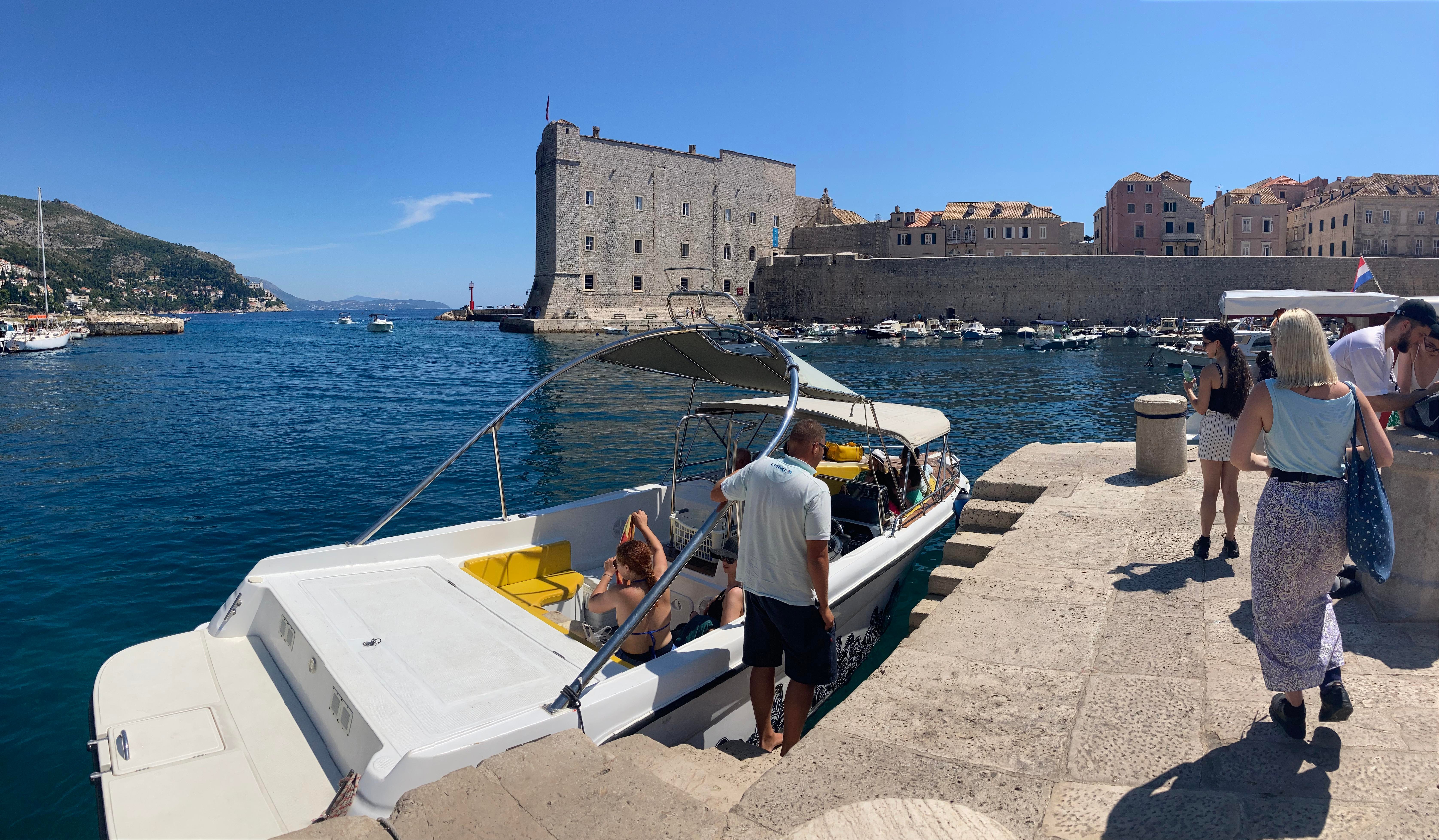 Blue Cave & Šunj Beach Speedboat Adventure from Dubrovnik