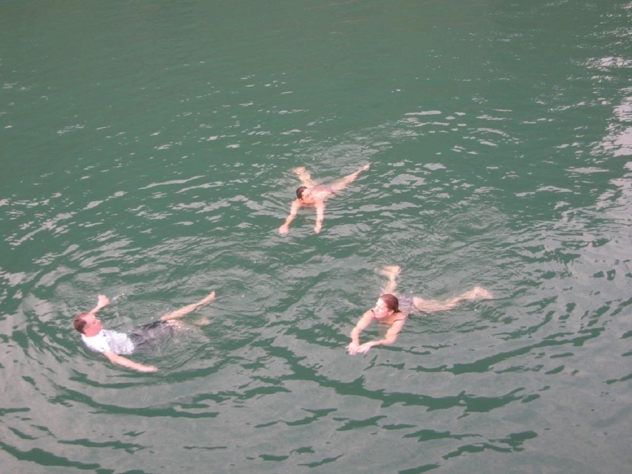 Ha Long & Bai Tu Long Bay 2-Day Overnight Cruise from Hanoi