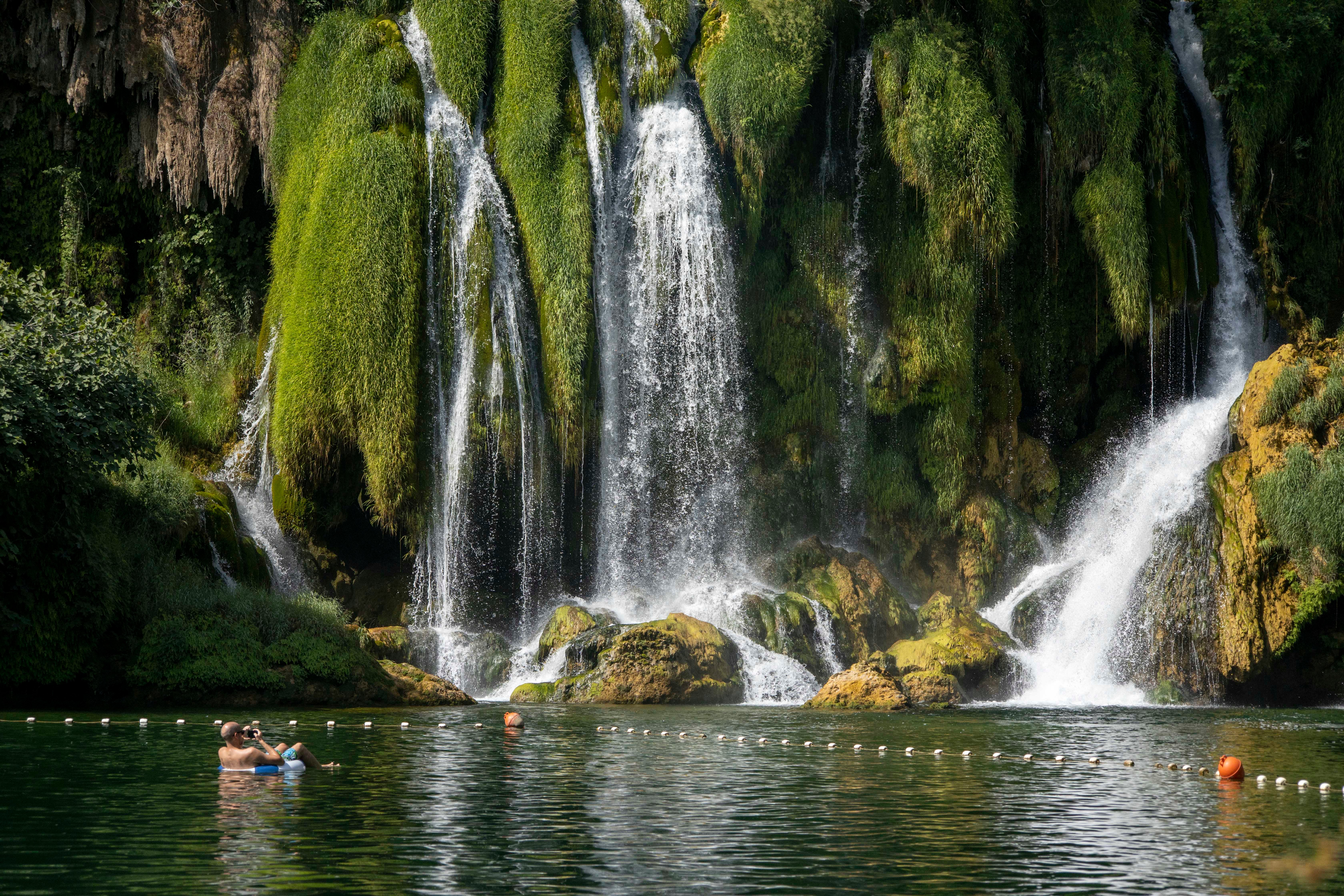 Dubrovnik to Kravica Waterfalls, Mostar & Počitelj Day Trip
