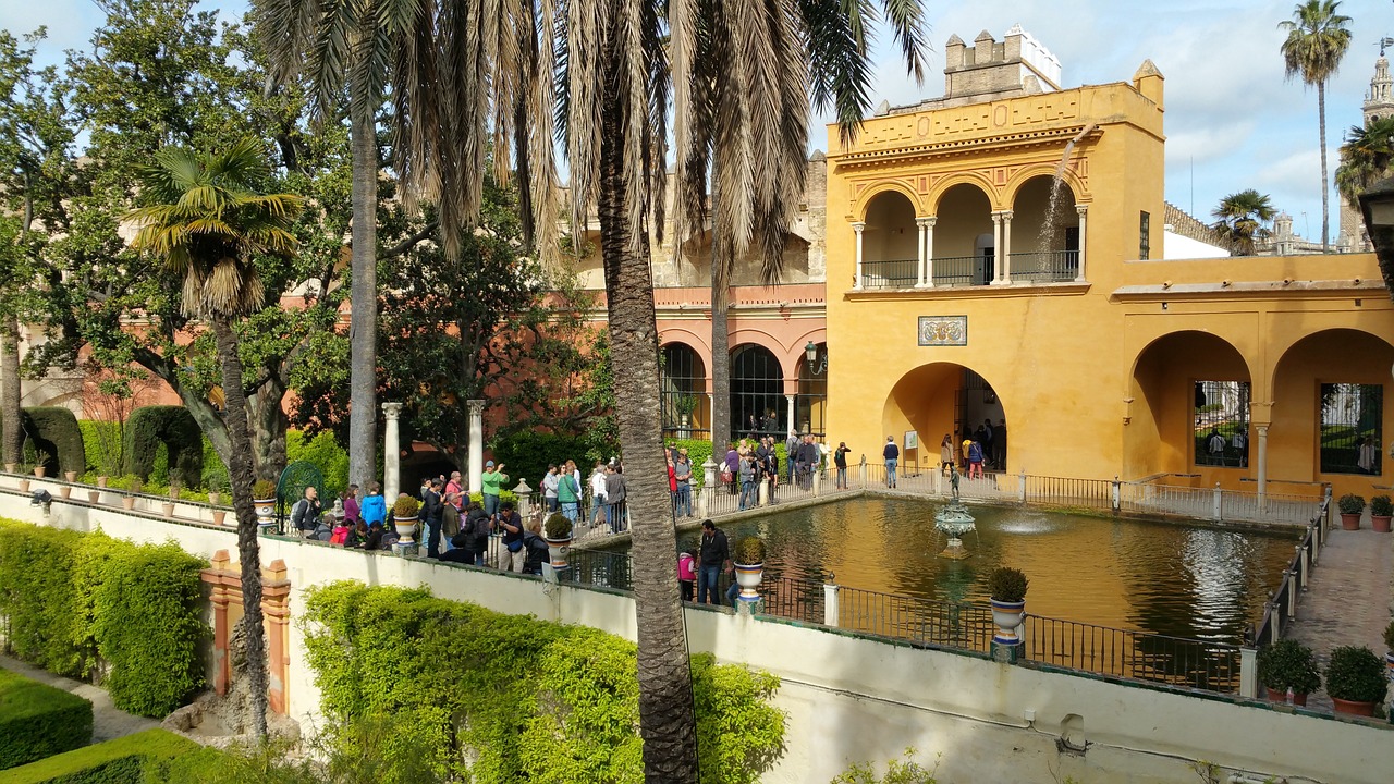 Seville: Official Guided Tour of the Real Alcázar