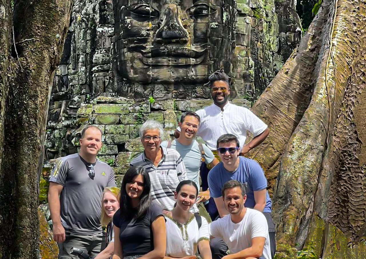 Siem Reap: Full-Day Angkor Wat Exploration & Sunset