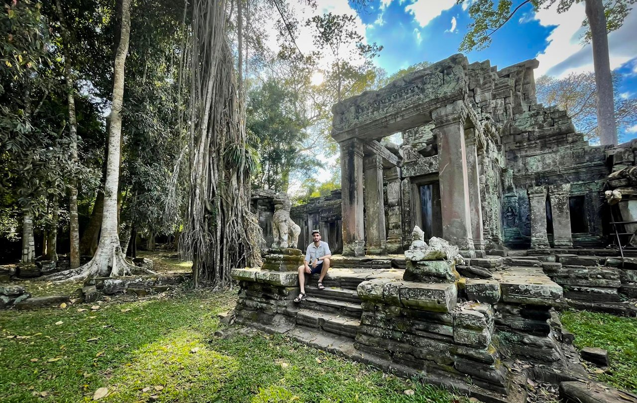 Siem Reap: Sunrise Angkor Wat & Ancient Temples Small-Group Tour