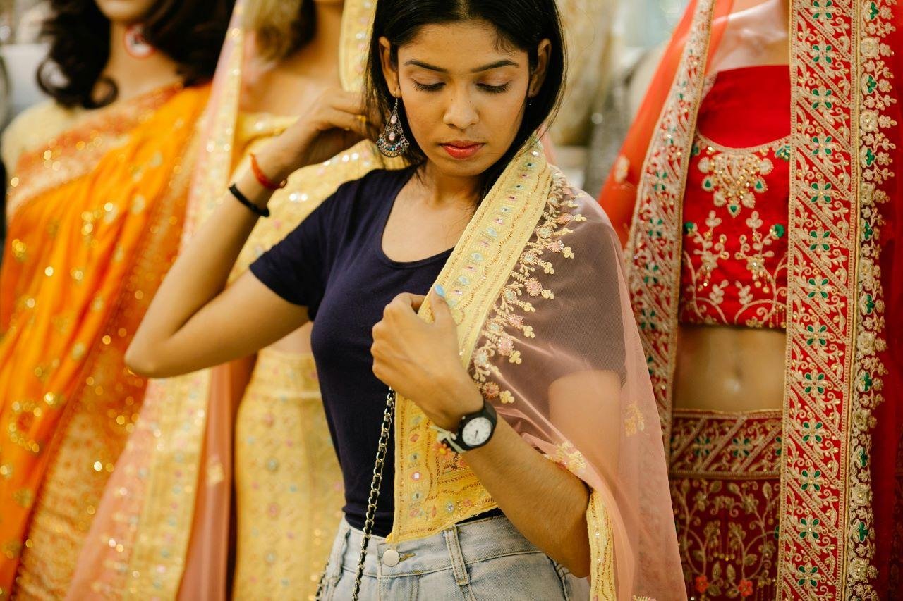 Delhi Private Female-Guided Shopping Expedition