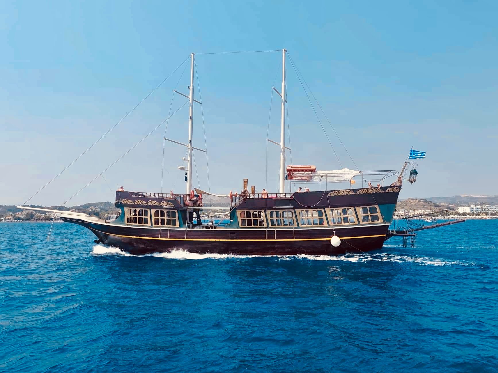 Rhodes All-Inclusive Day Cruise: BBQ, Snorkeling & Open Bar