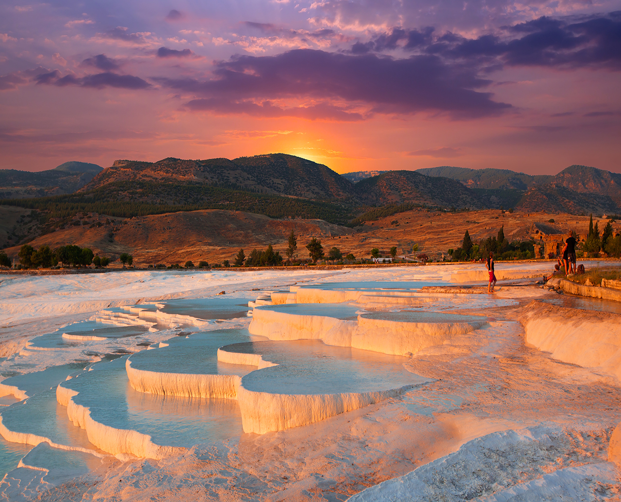 Istanbul to Ephesus & Pamukkale Full-Day Expedition