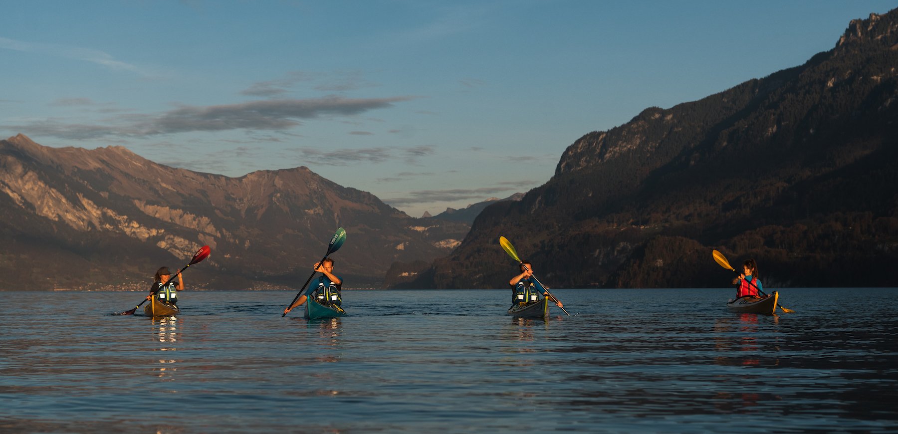 Interlaken: Guided Lake Brienz Turquoise Kayaking Tour