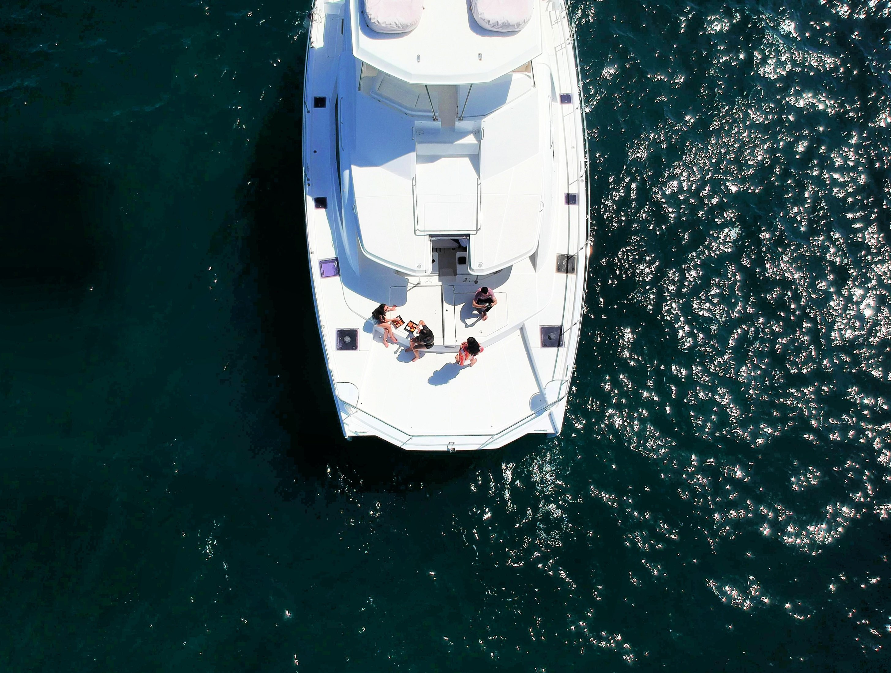 Cabo San Lucas: Luxury Catamaran Snorkel Tour with Lunch