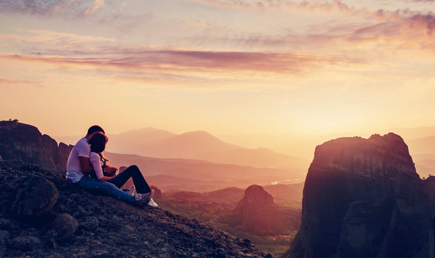 Meteora Sunset Tour: Monasteries, Caves & Golden Hour Views