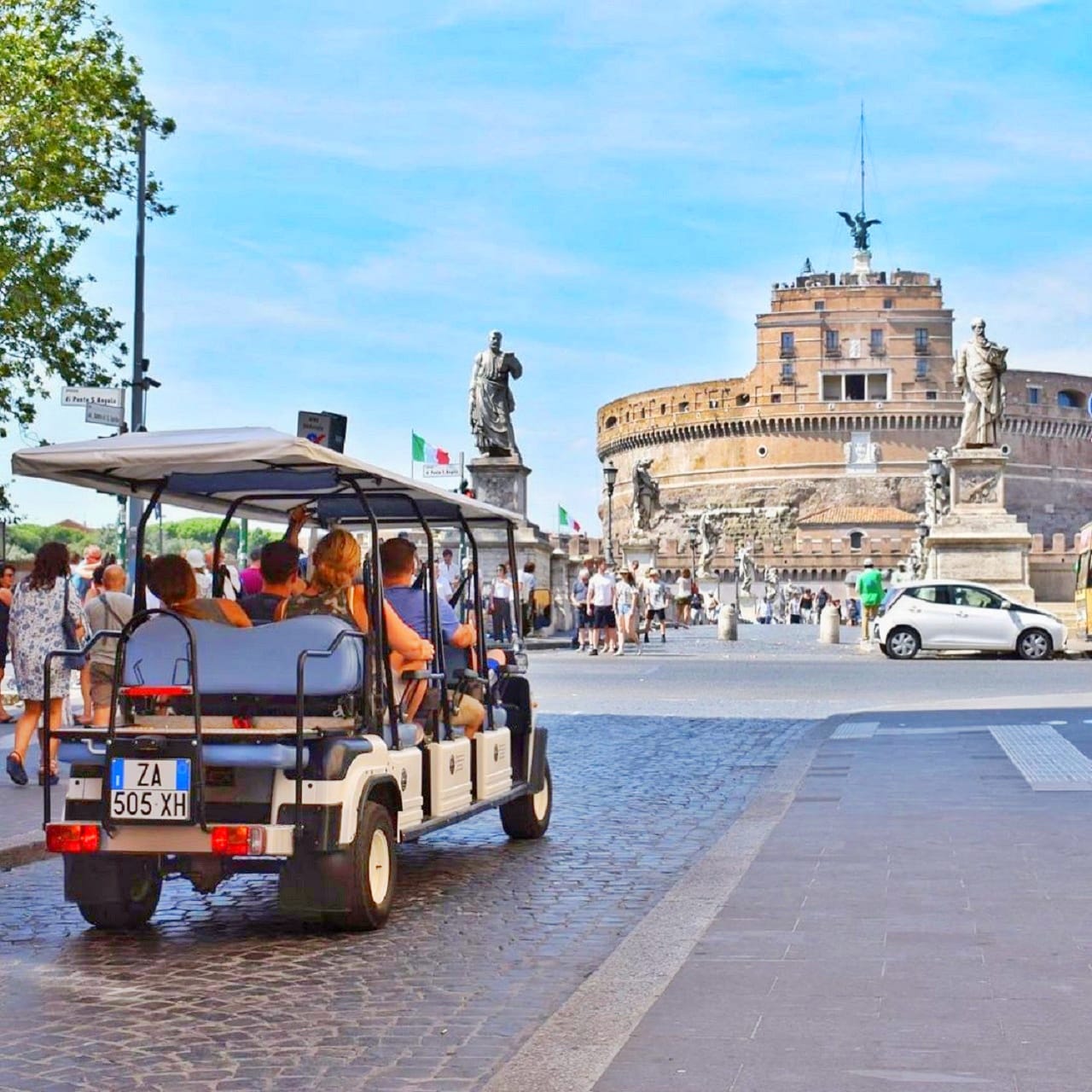 Rome:Highlights Private VIP Golf Cart Tour with Local & Wine - 2026 (Verified Reviews)