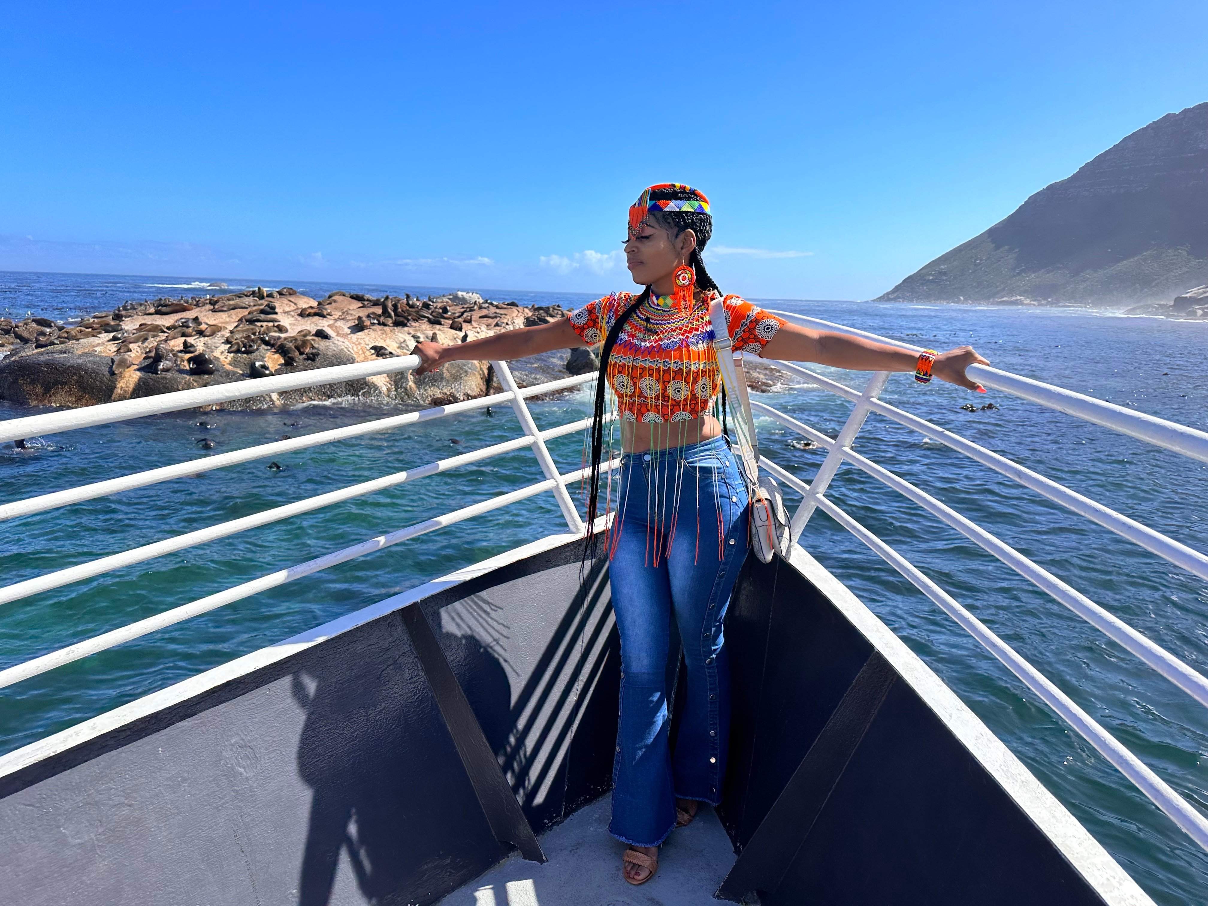 Cape Town Iconic Duo: Robben Island & Table Mountain with Hotel Transfers