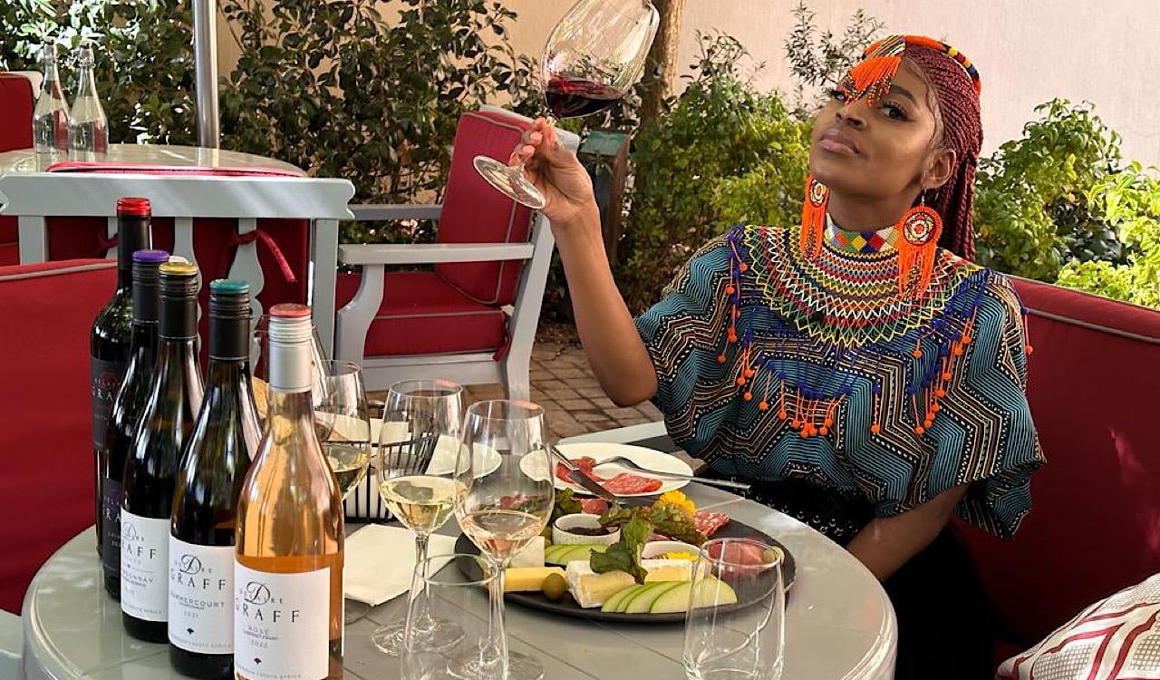 Cape Winelands Day Tour: Stellenbosch & Franschhoek Wine Tasting