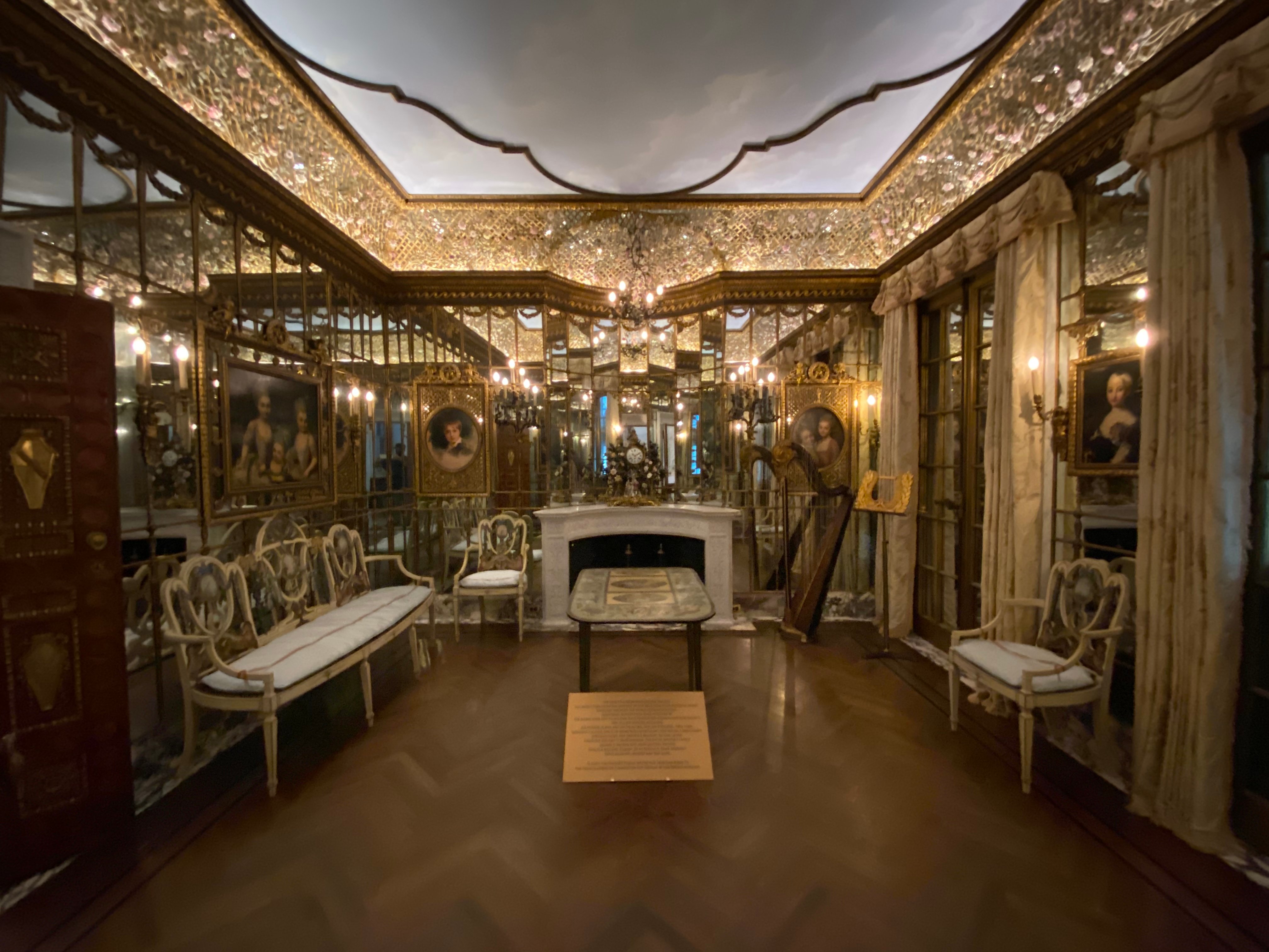 Gilded Age Mansions Walking Tour