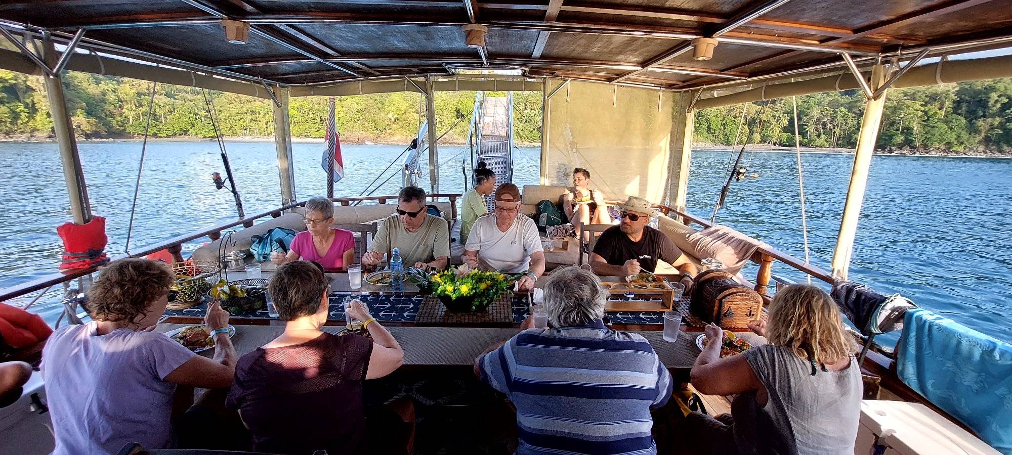Quepos: Wooden Sail Yacht Cruise with Watersports and Food