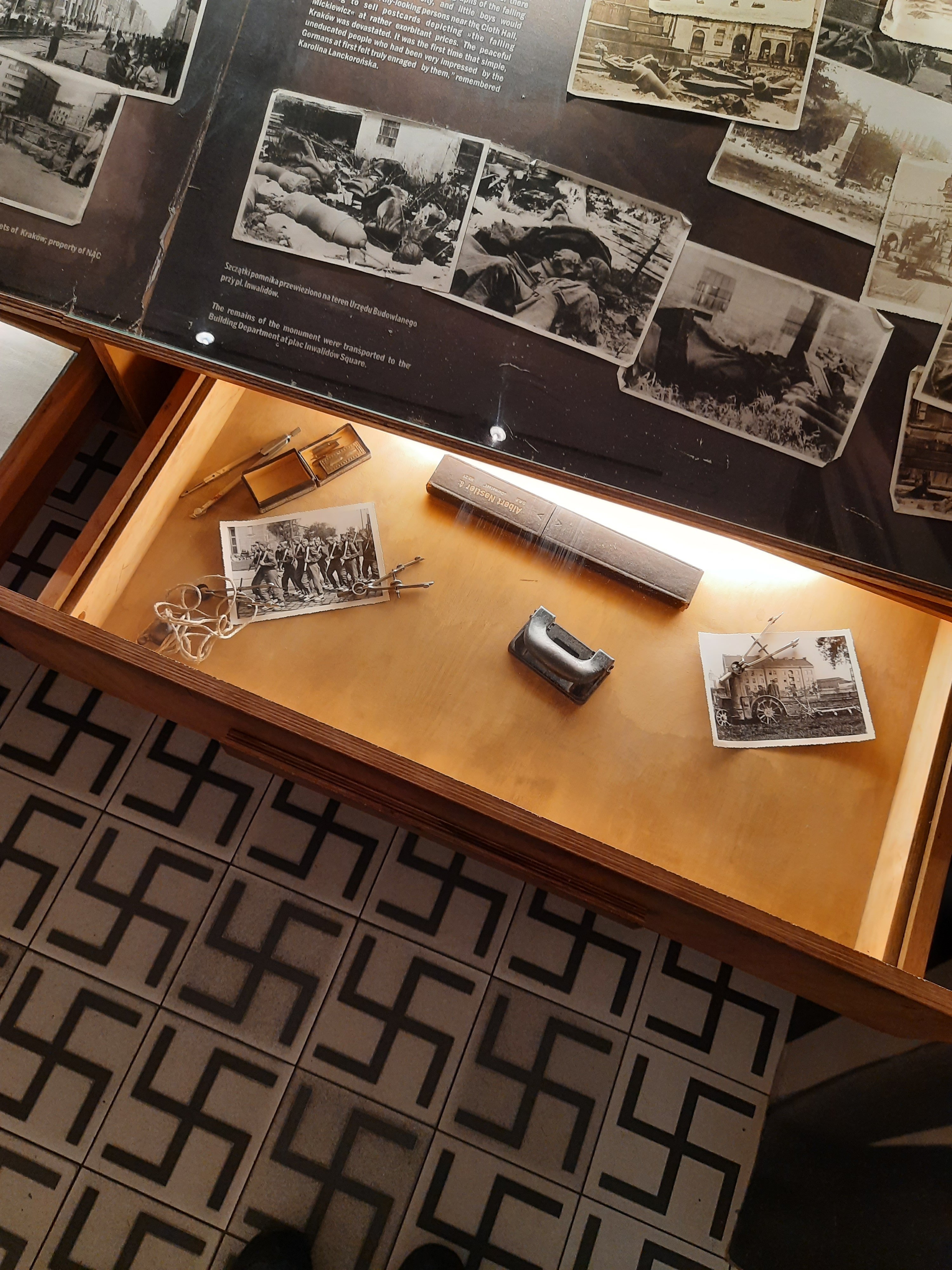 Krakow: Schindler's Factory & Ghetto Small Group Tour - 2026 (Verified Reviews)