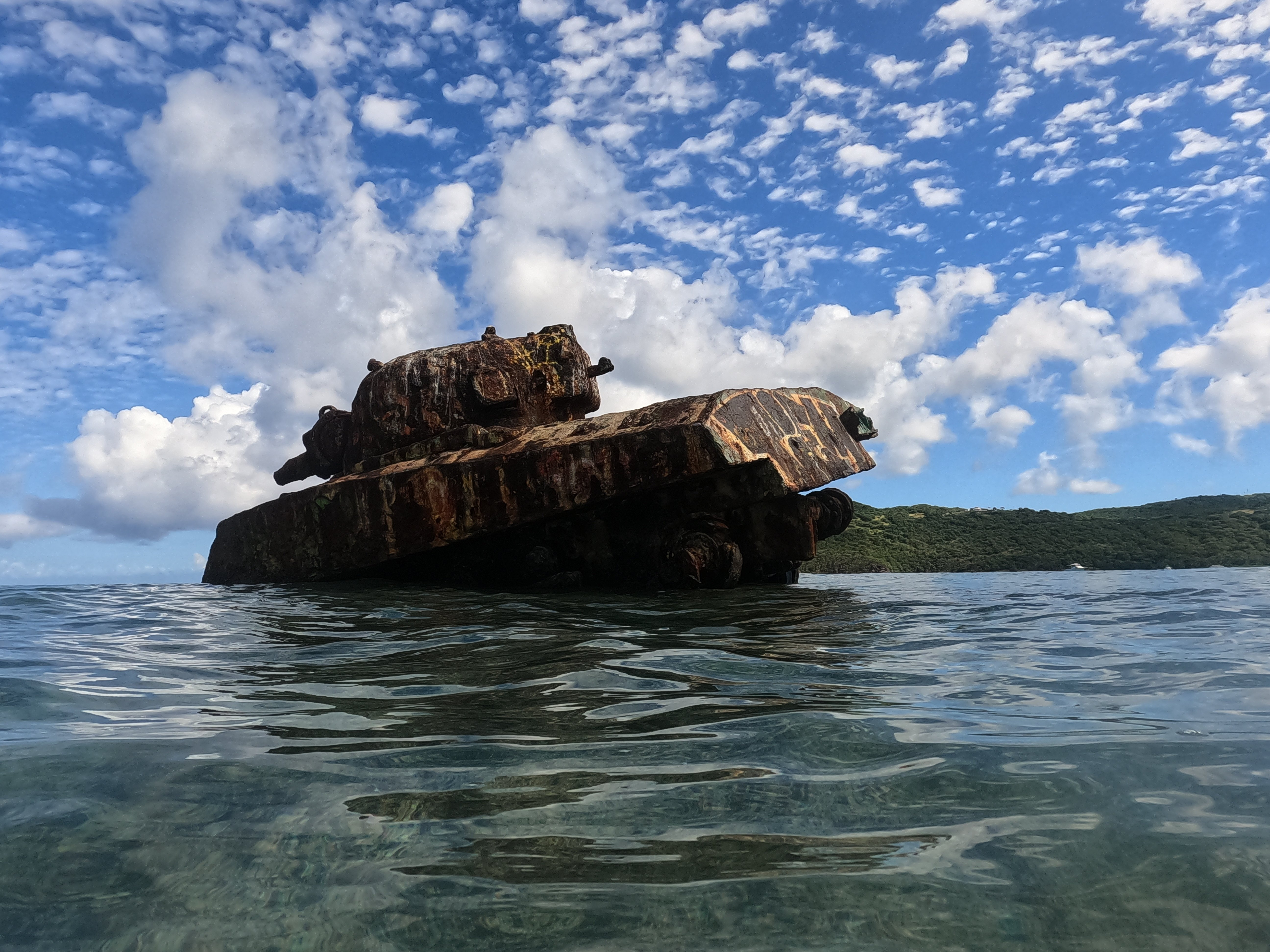 Culebra Power Boat Snorkeling & Flamenco Beach Adventure