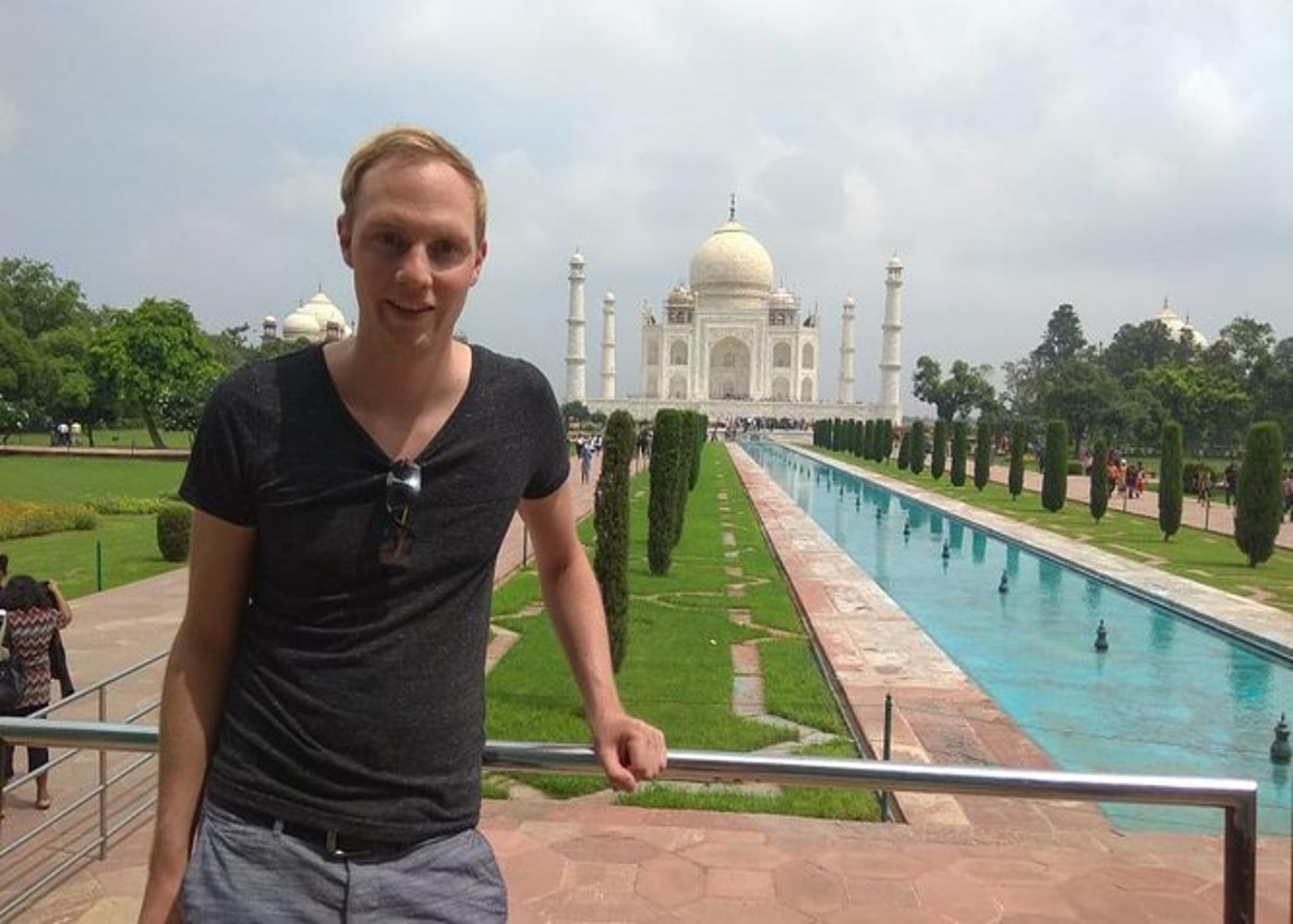 Agra Full-Day: Taj Mahal, Agra Fort & Fatehpur Sikri