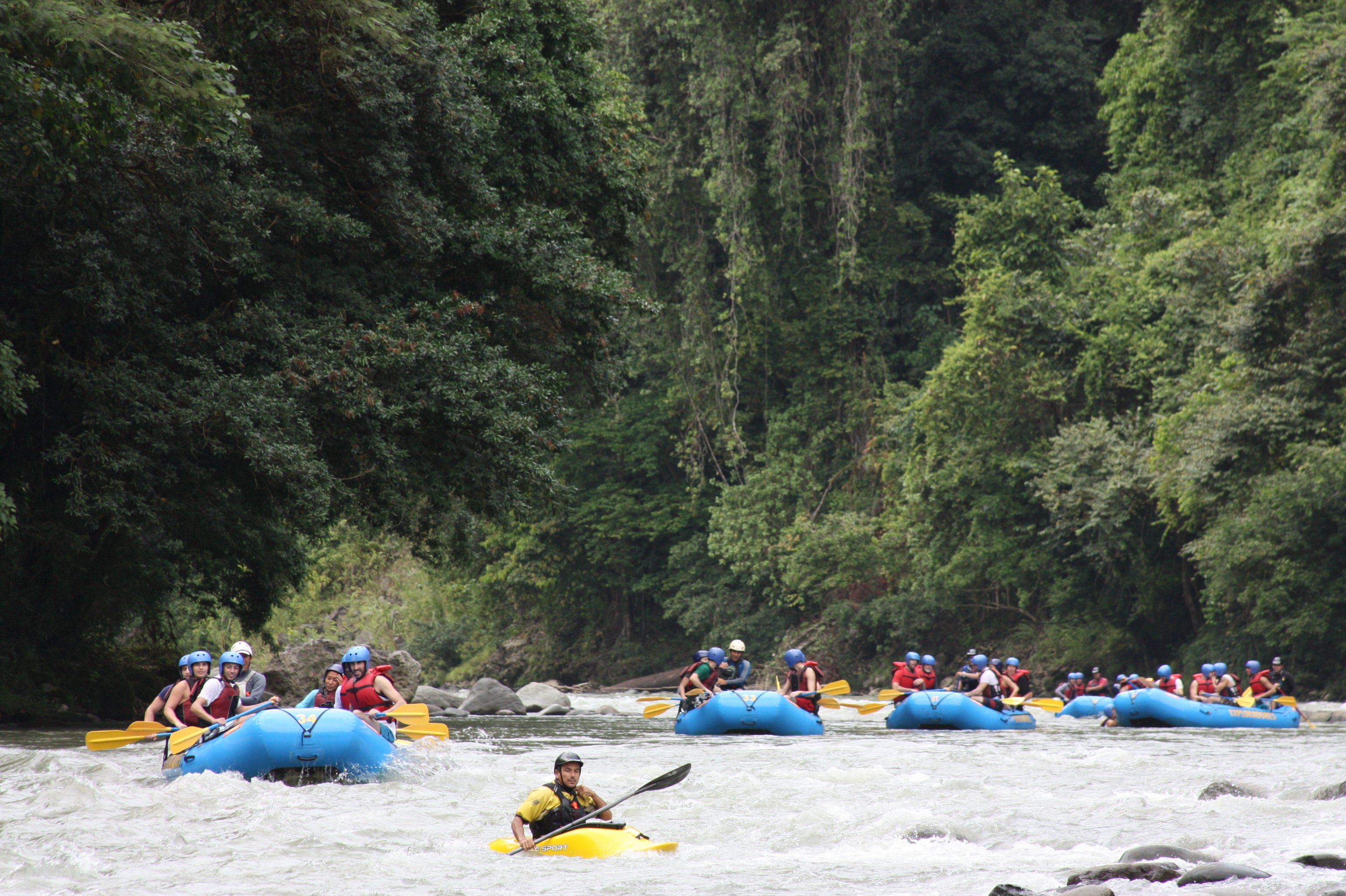 Pacuare River Whitewater Rafting with Flexible Shuttle Transfer