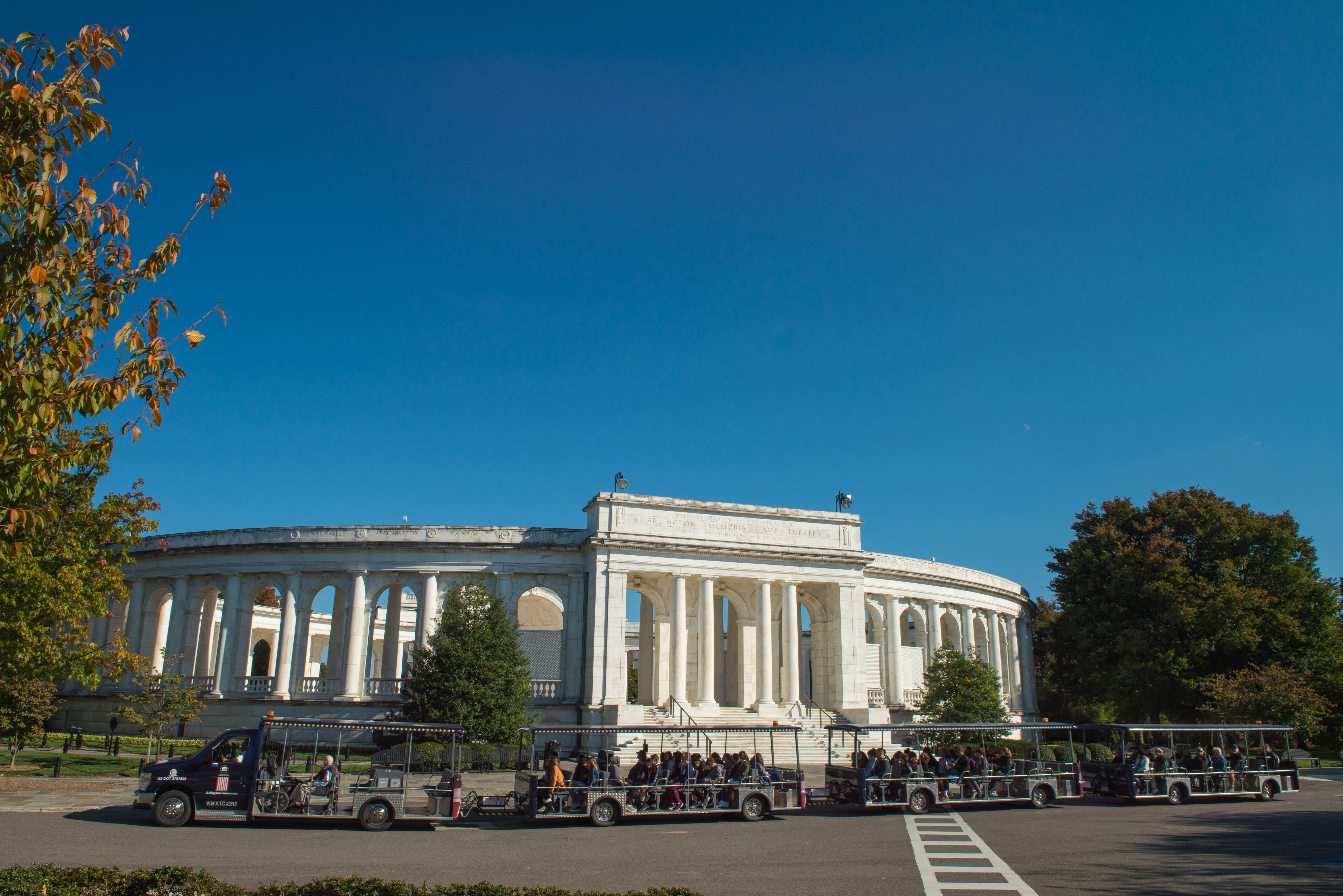 Arlington National Cemetery Ticket & Hop-On-Hop-Off-Tram-Tour