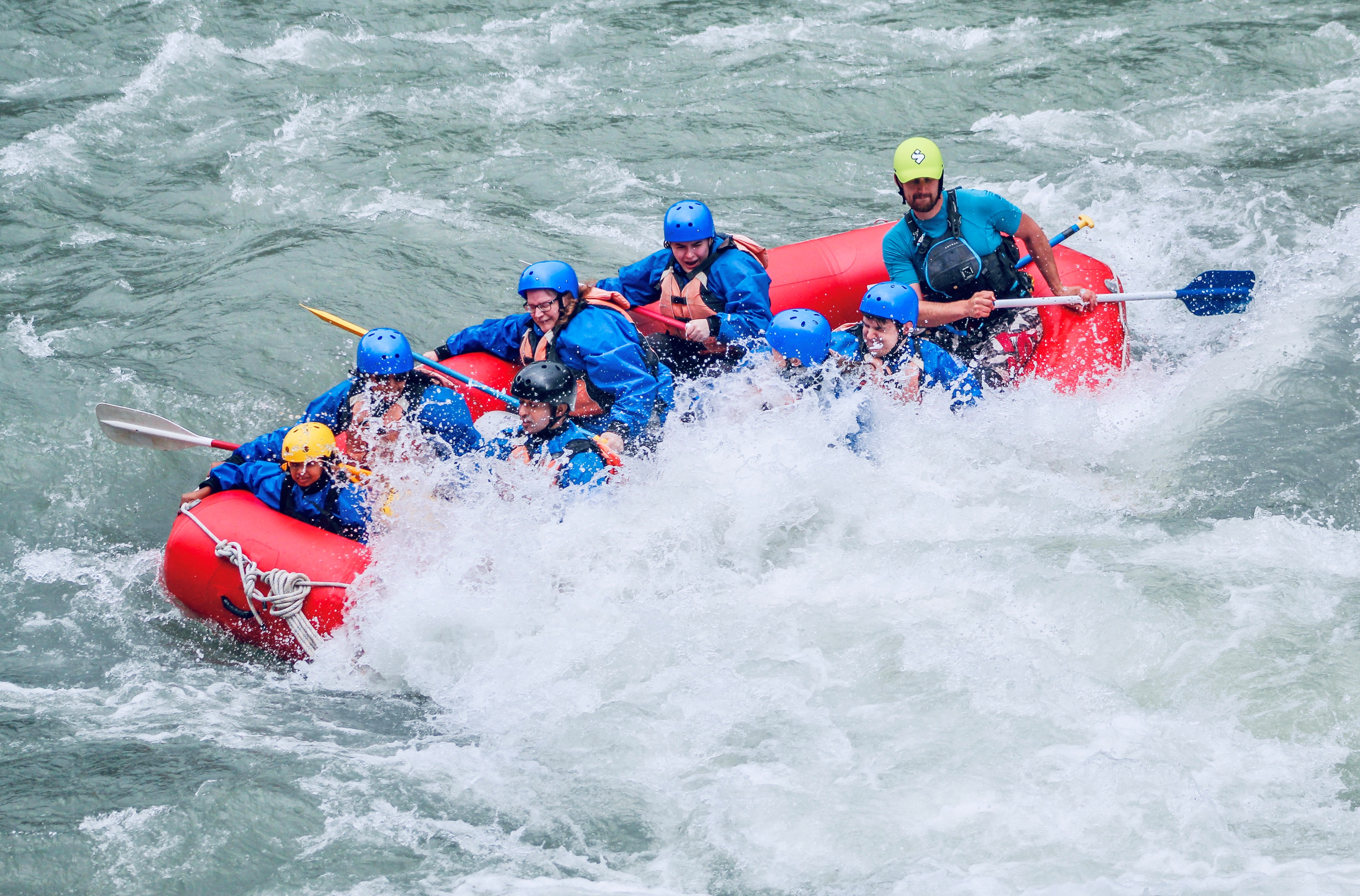 Kananaskis River whitewater rafting near Banff — Canadian Rockies rafting (3)
