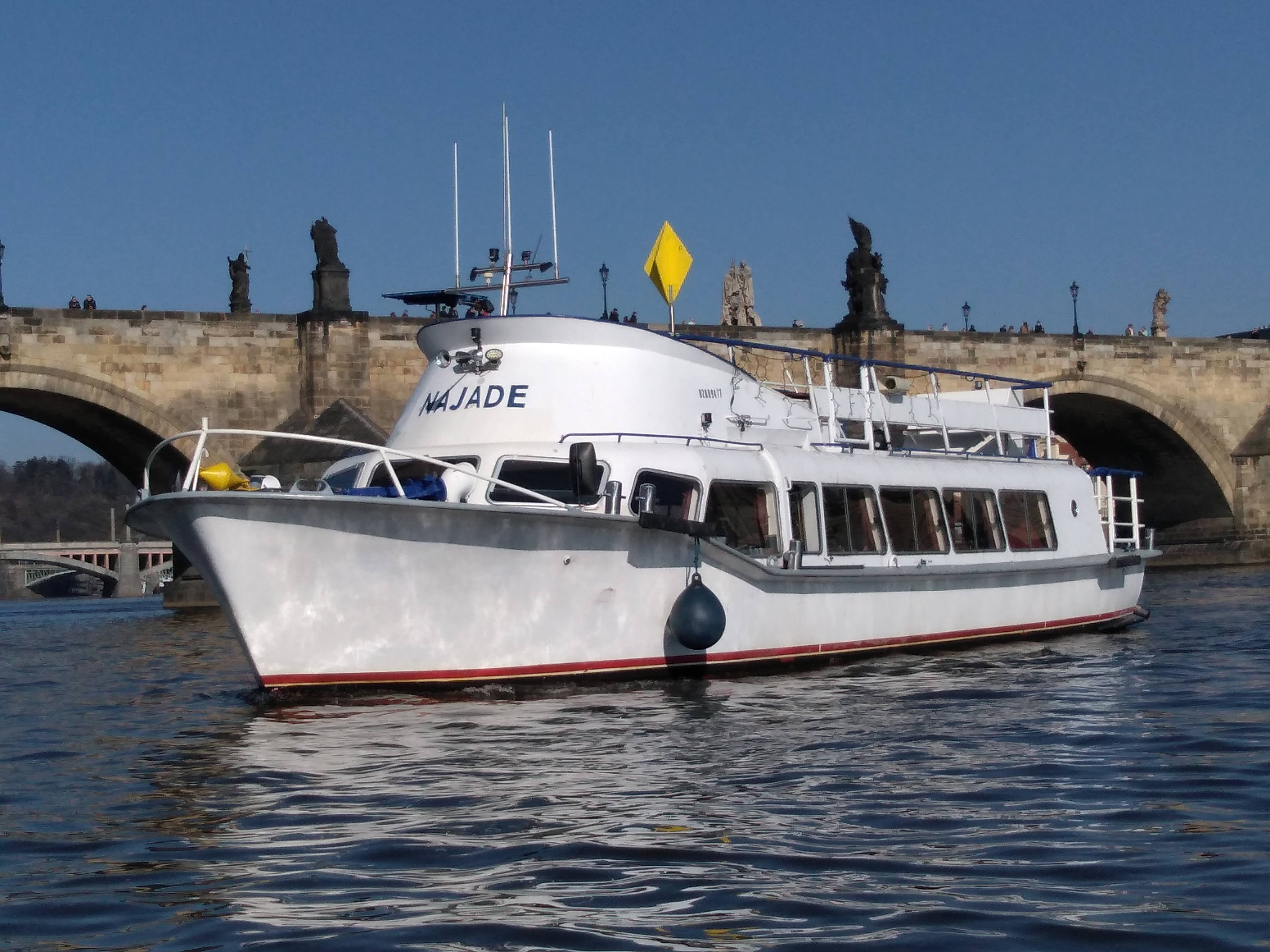 Private Vltava River Party Cruise with Unlimited Drinks