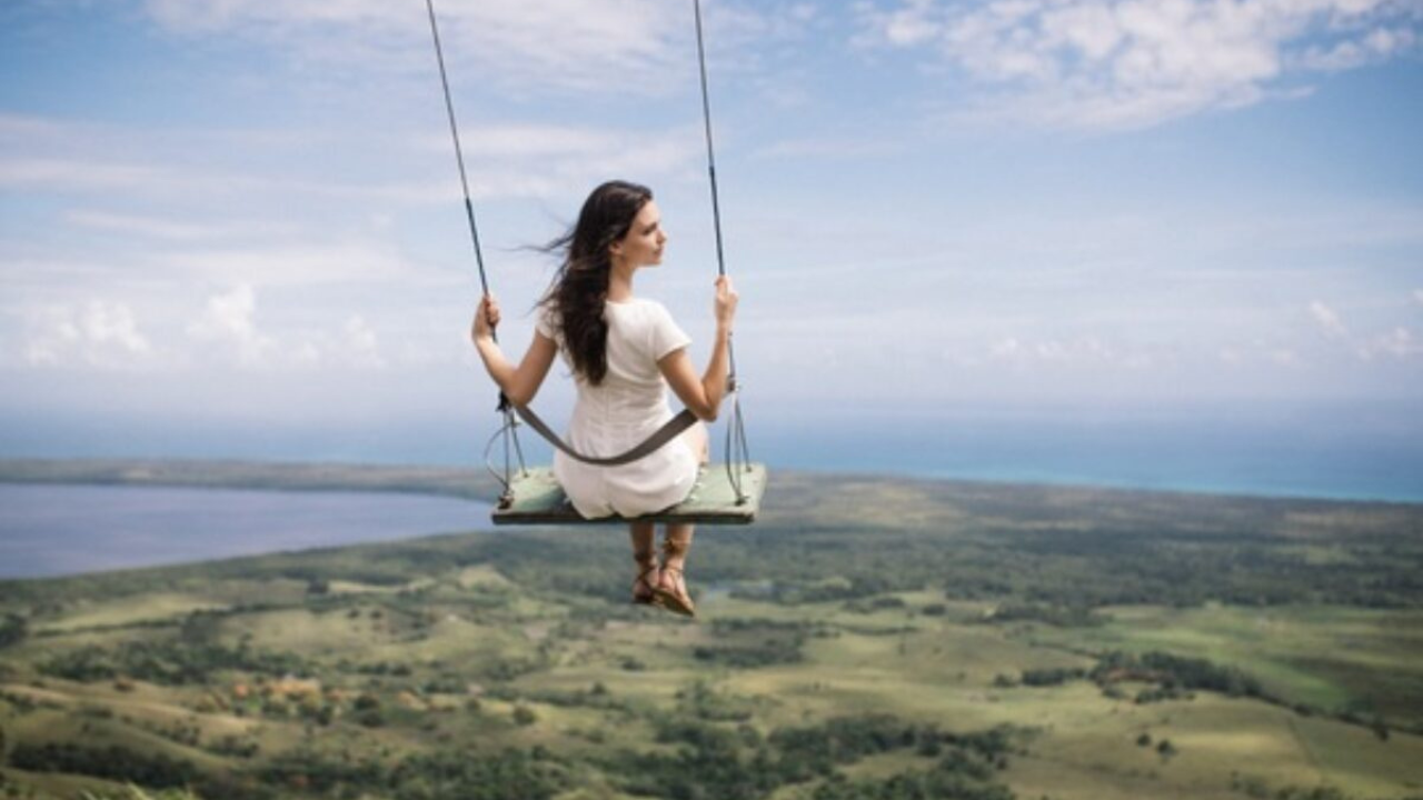 Montaña Redonda & Emerald Coast Adventure