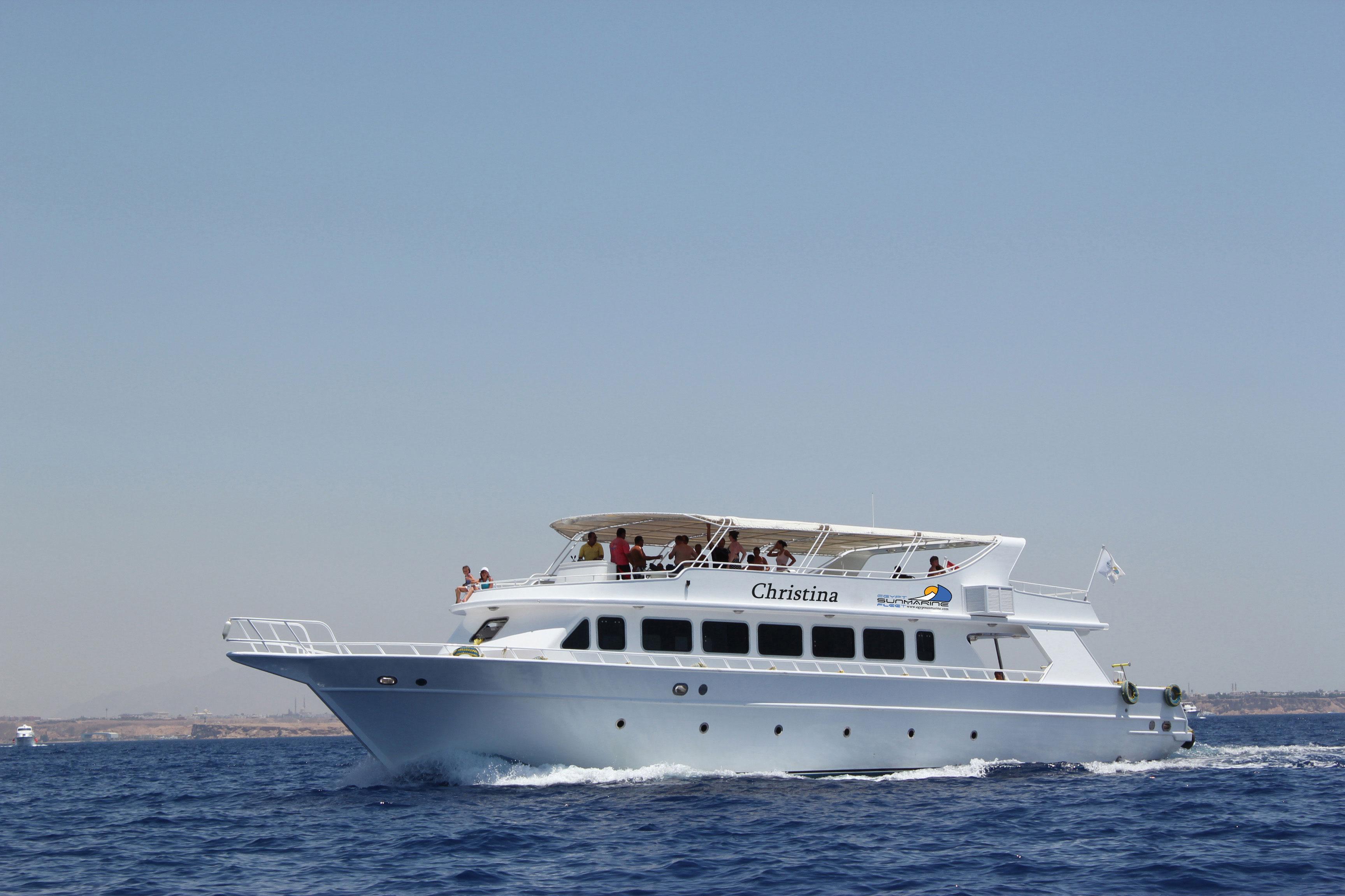 Dahab Premium Snorkeling Cruise with Buffet