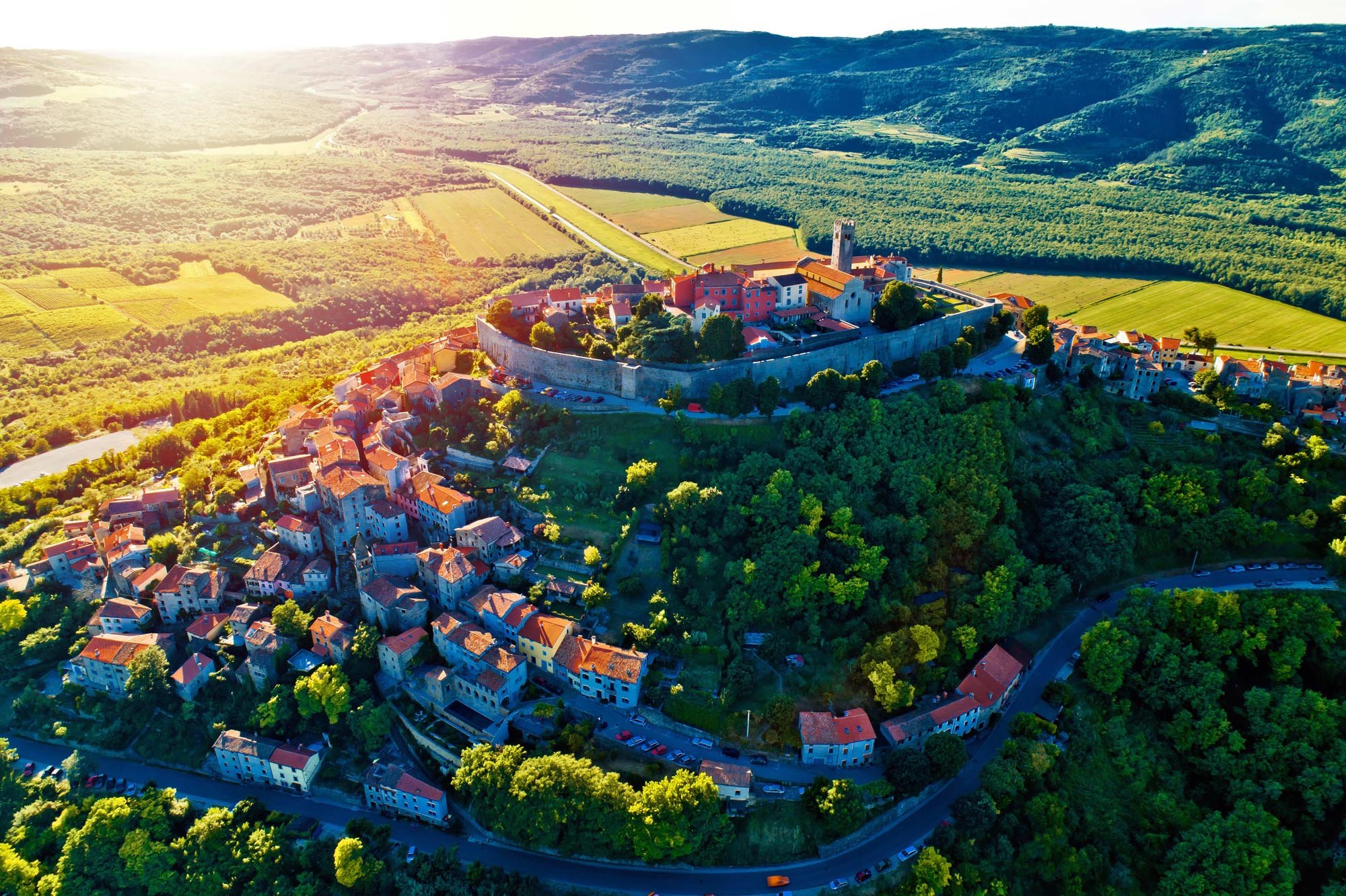 Giants' Trail Hike & Fritule Tasting in Motovun
