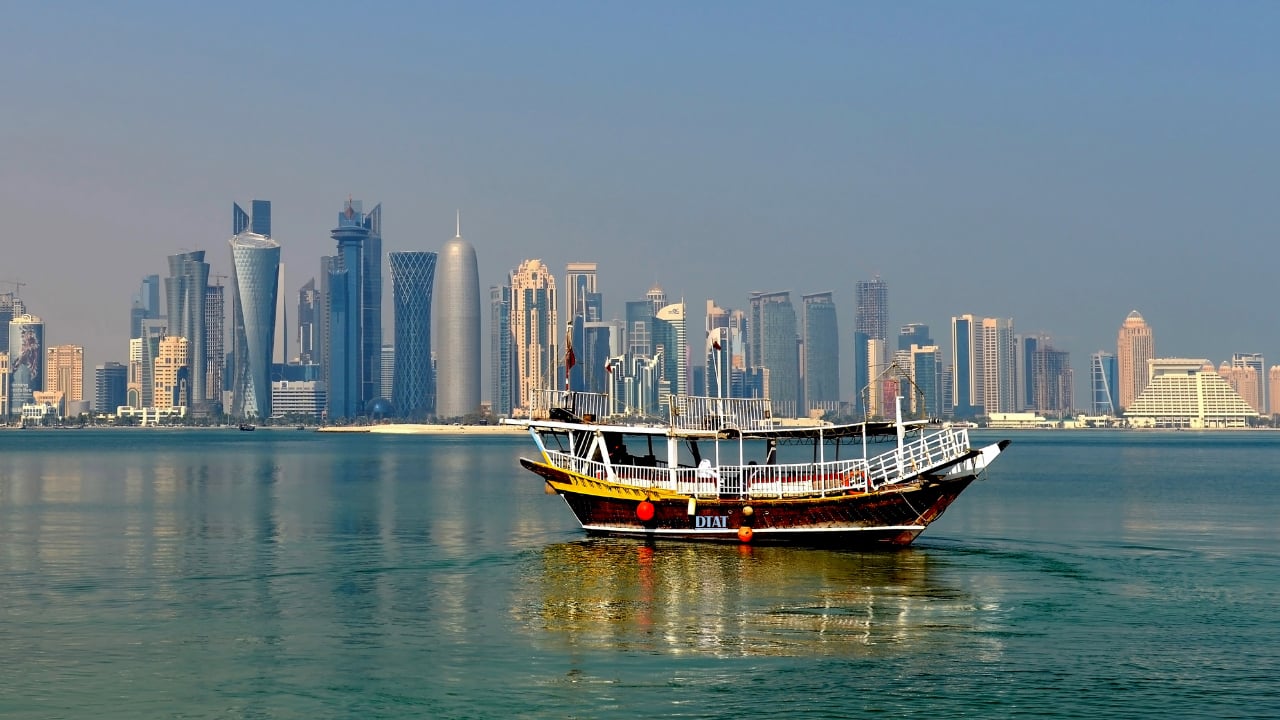 Doha Private Highlights Tour & Traditional Dhow Cruise