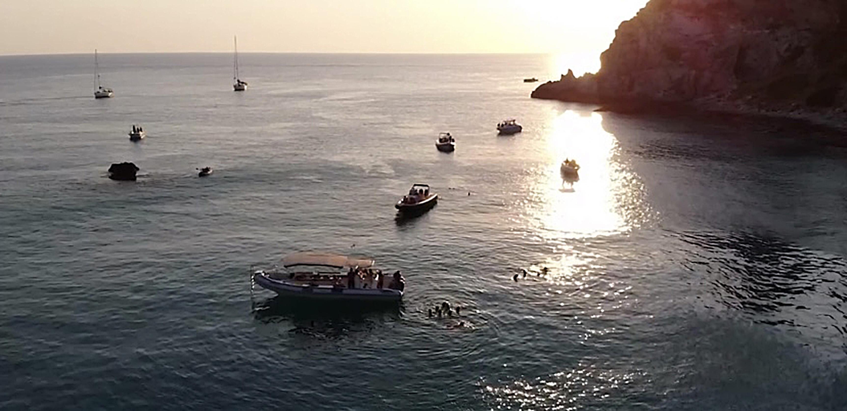 Capo Vaticano Sunset Cruise with Snorkeling & Aperitif
