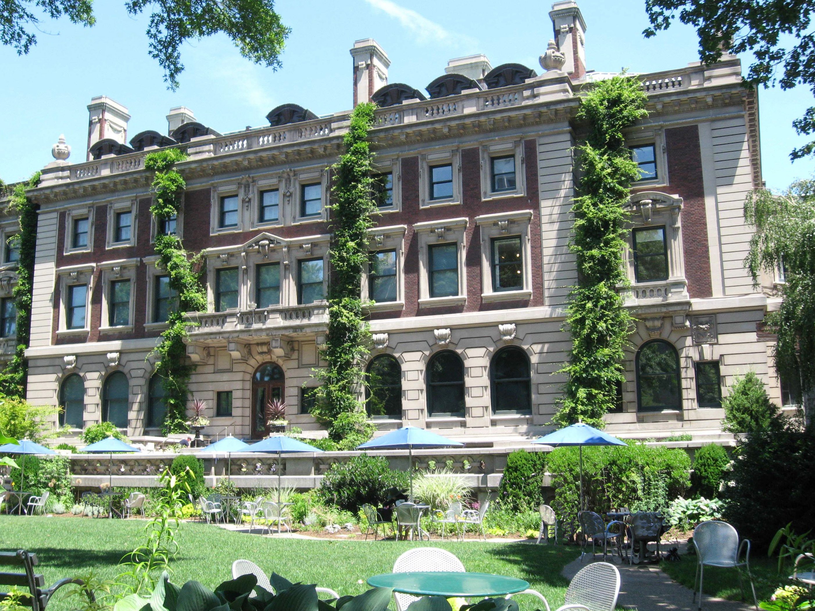 Private Gilded Age History Walk