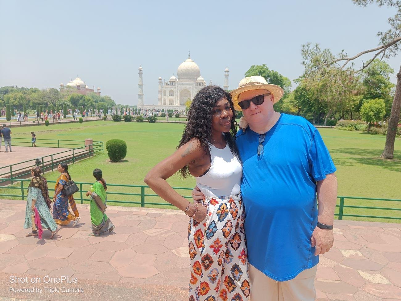 Agra Private Tour: Taj Mahal Sunrise & Agra Fort with Skip-the-Line Entry