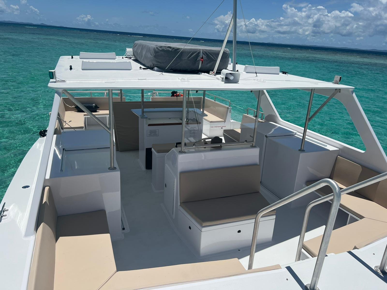 Double Dip Power Catamaran Snorkel & Beach Tour - catamaran to Cayo Icacos, Fajardo, Puerto Rico (2 of 10)