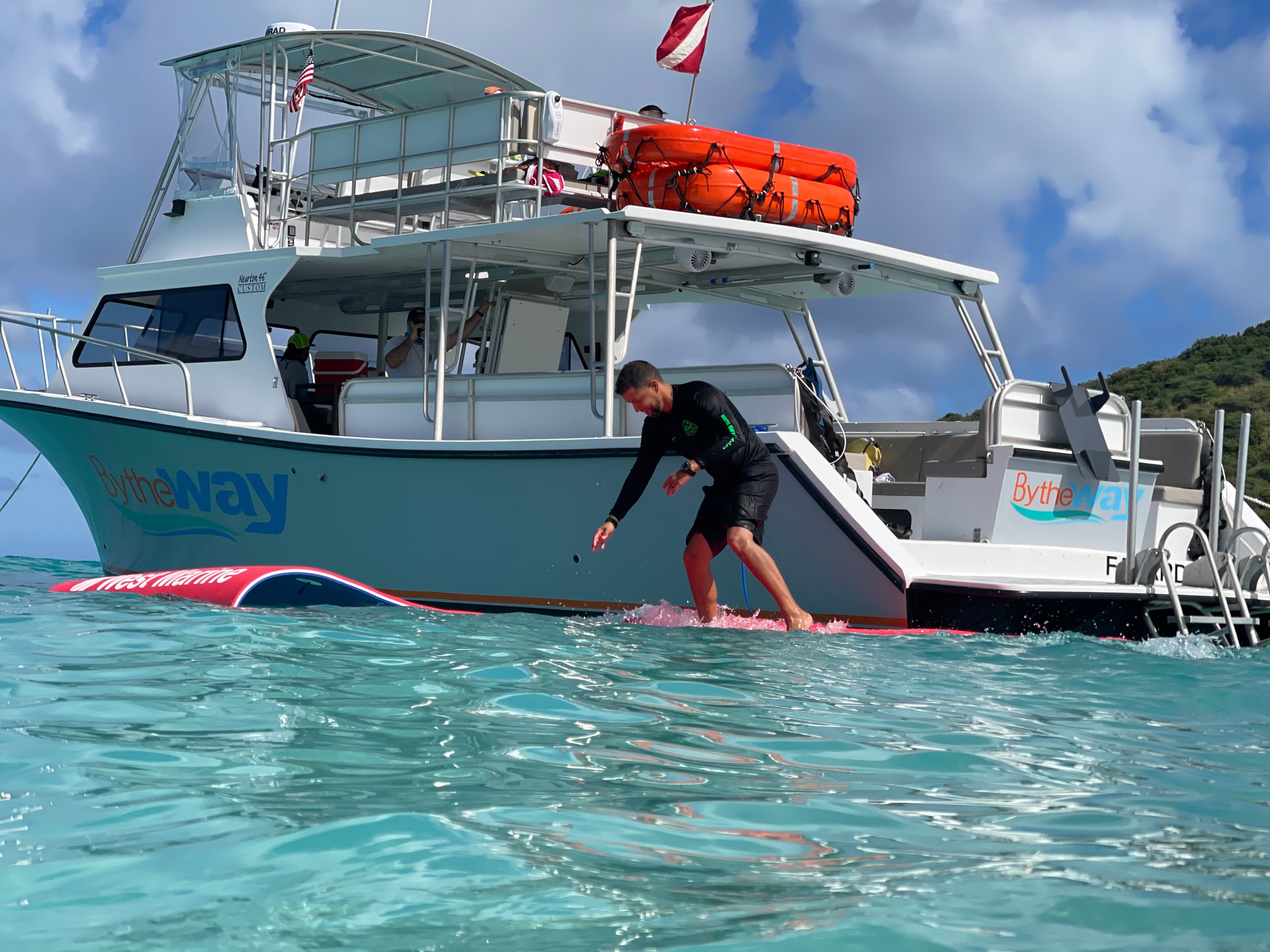 Culebra Power Boat Snorkeling & Flamenco Beach Adventure