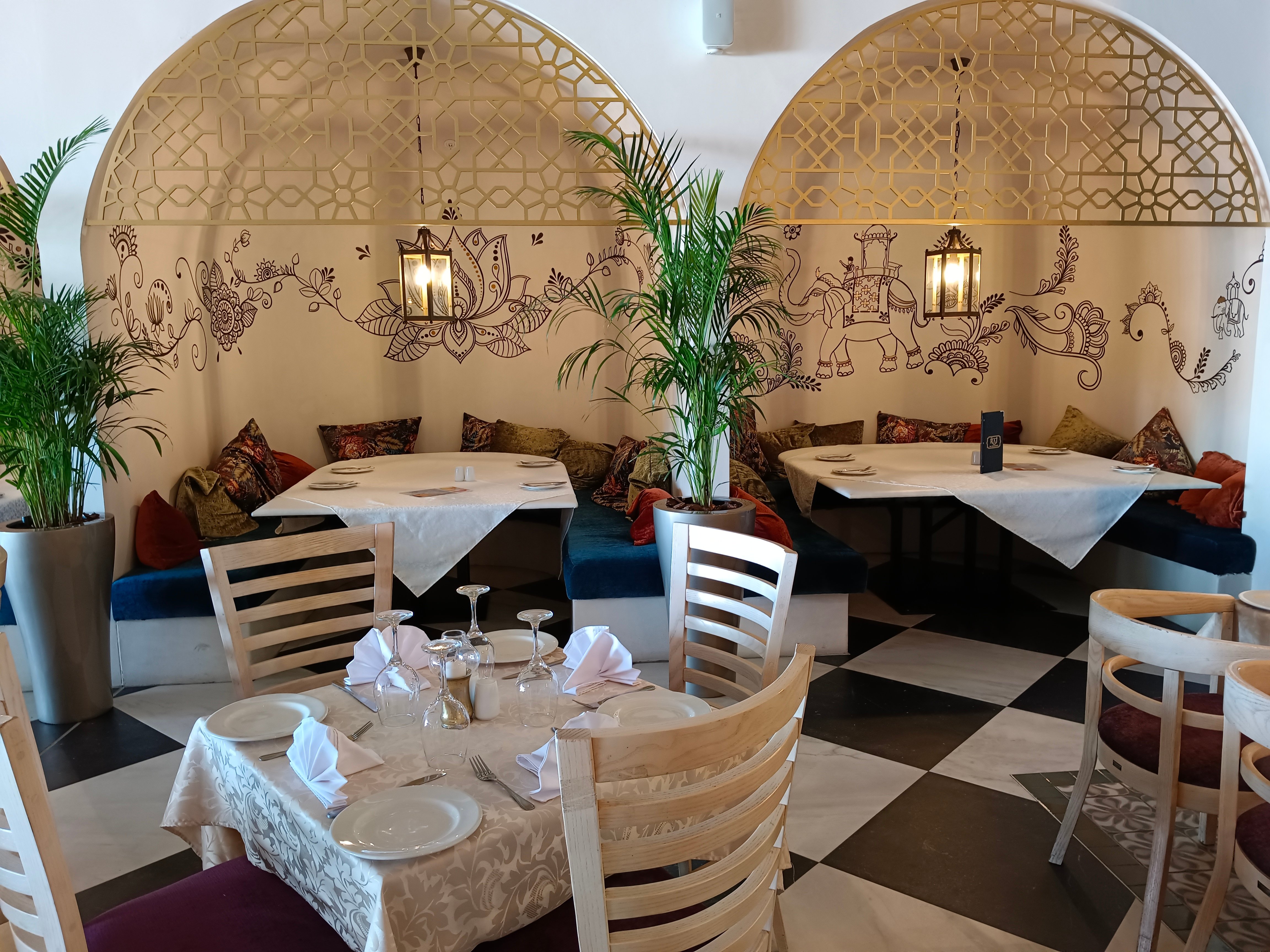Cape Town Coastal Cruise & 2-Course Lunch