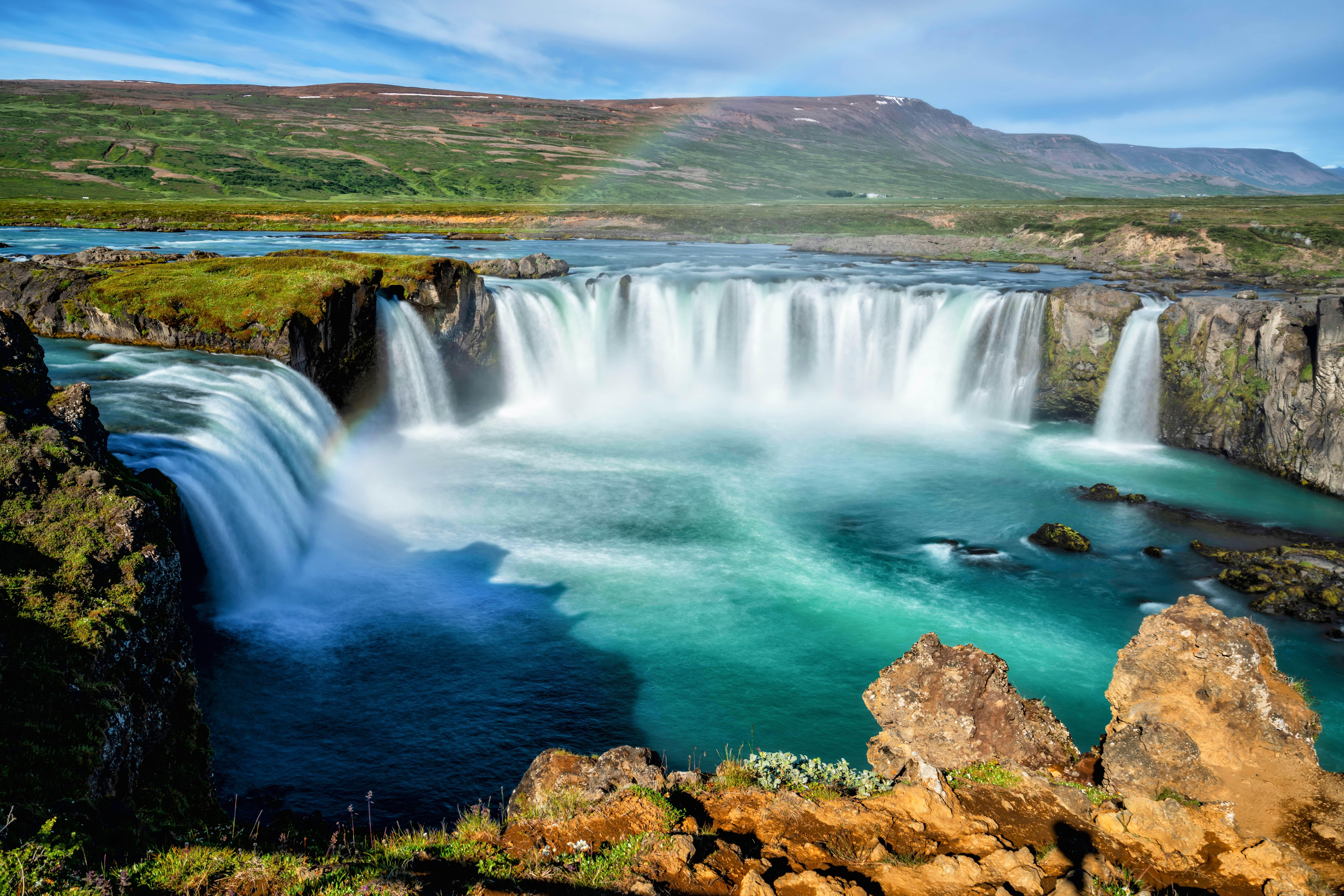 Lake Mývatn, Volcanic Craters & Goðafoss Waterfall Tour