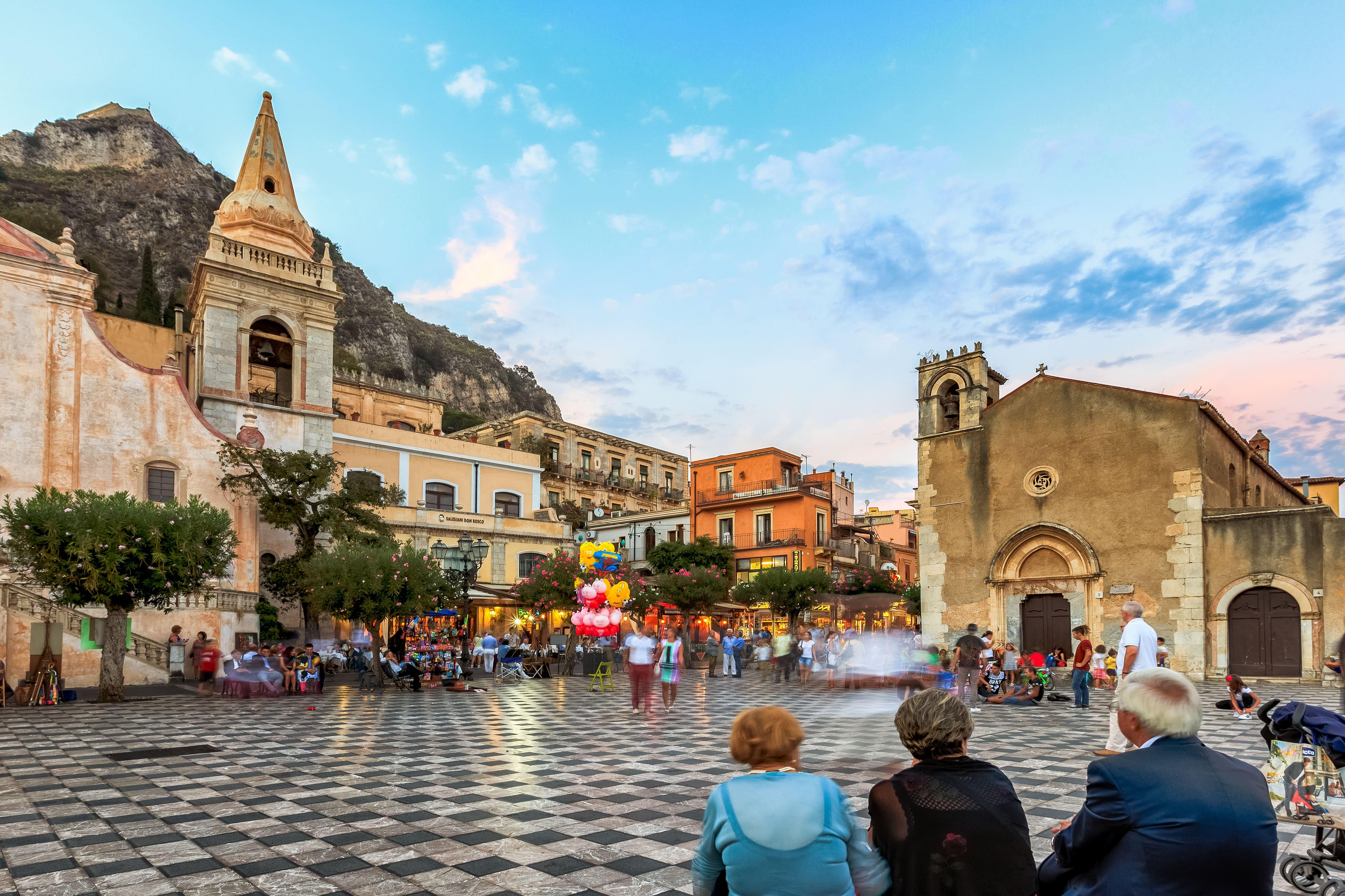 Taormina, Isola Bella & Castelmola Full-Day Tour from Catania