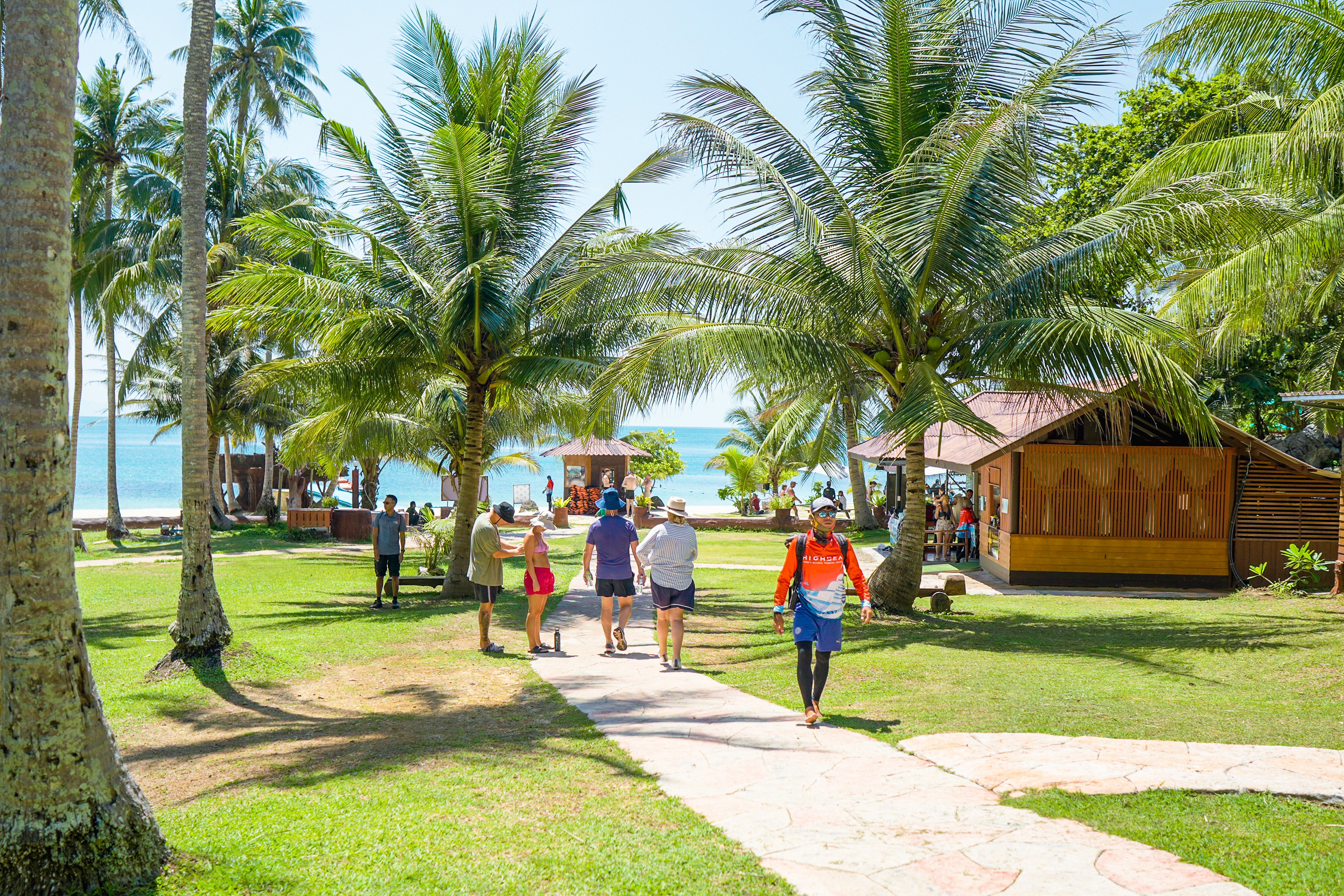 Mu Ko Ang Thong National Park Cruise & Optional Kayaking