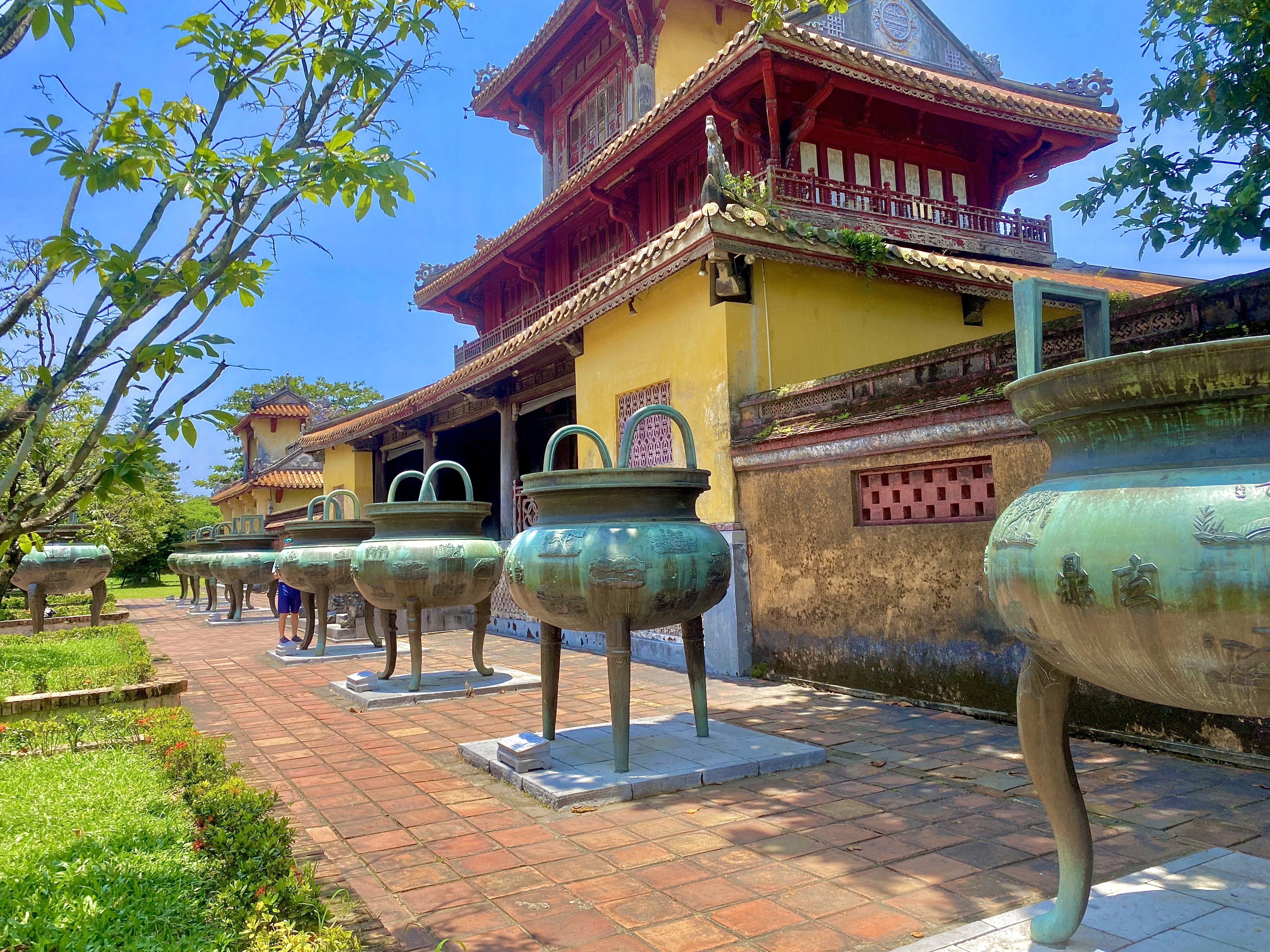 Private Hue Imperial City Tour via Hai Van Pass
