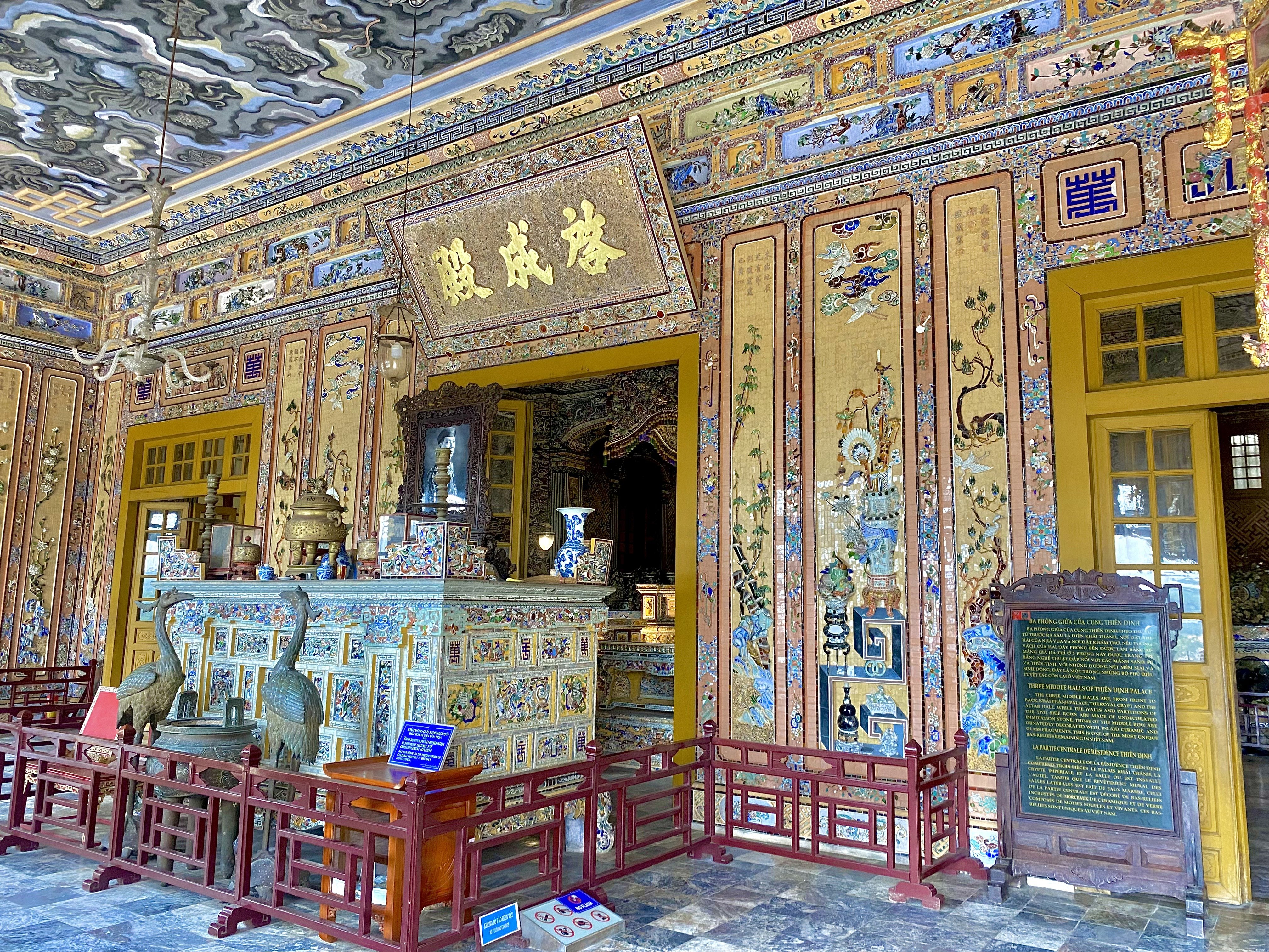 Private Hue Imperial City Tour via Hai Van Pass